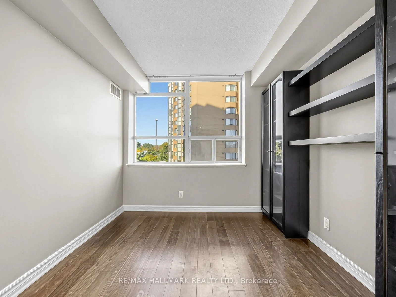 265 Ridley Boulevard #401