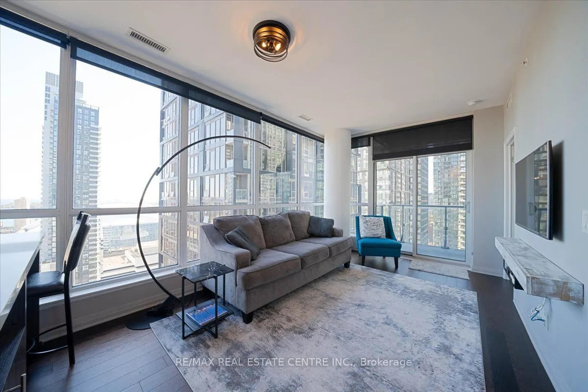 8 Mercer Street #2808