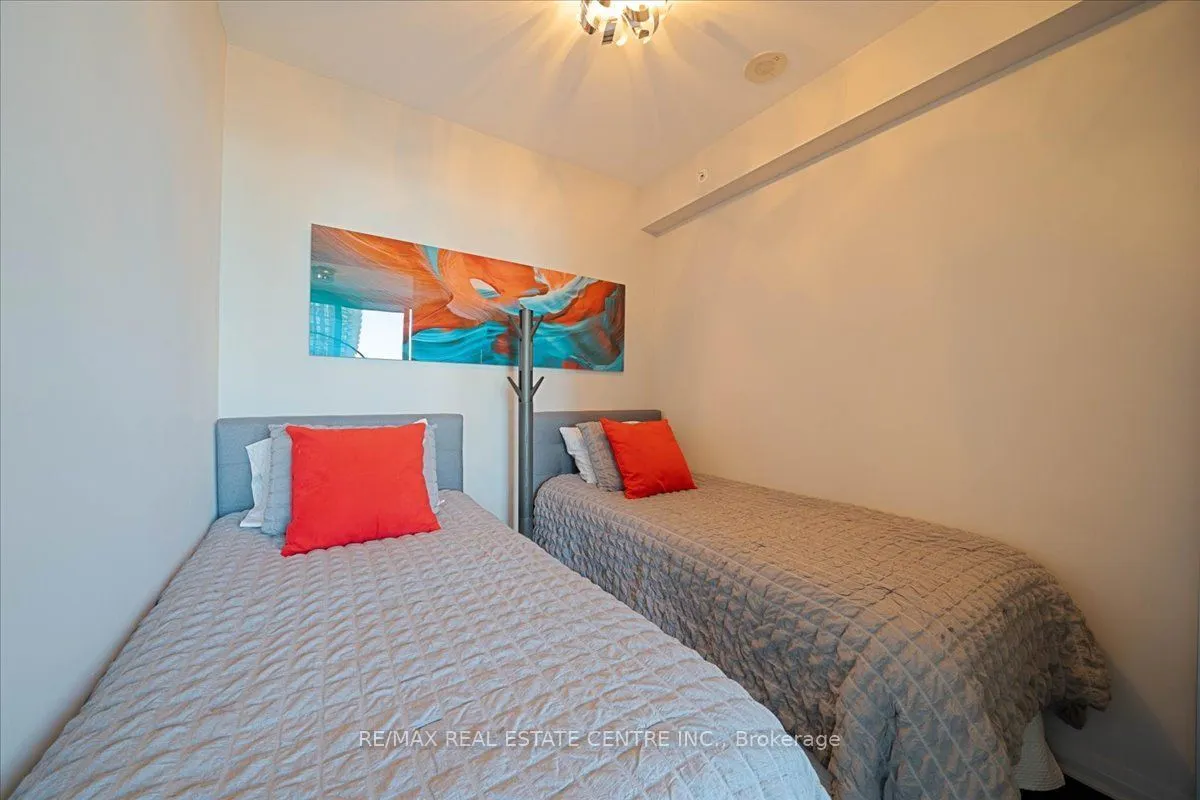 8 Mercer Street #2808