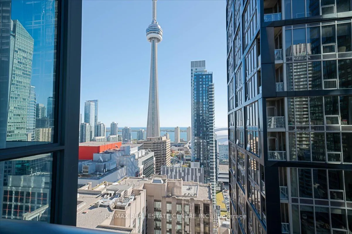 8 Mercer Street #2808