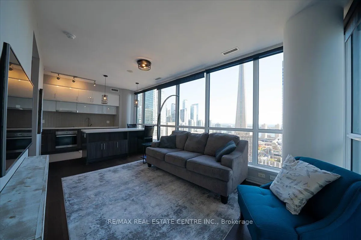 8 Mercer Street #2808