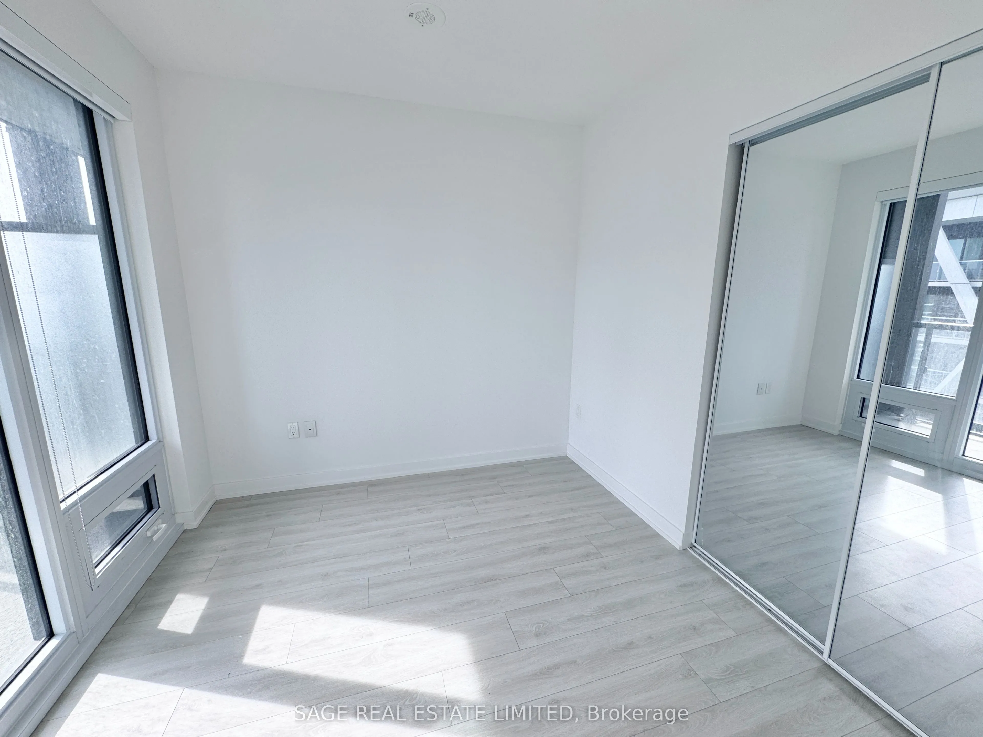 238 Simcoe Street #3505