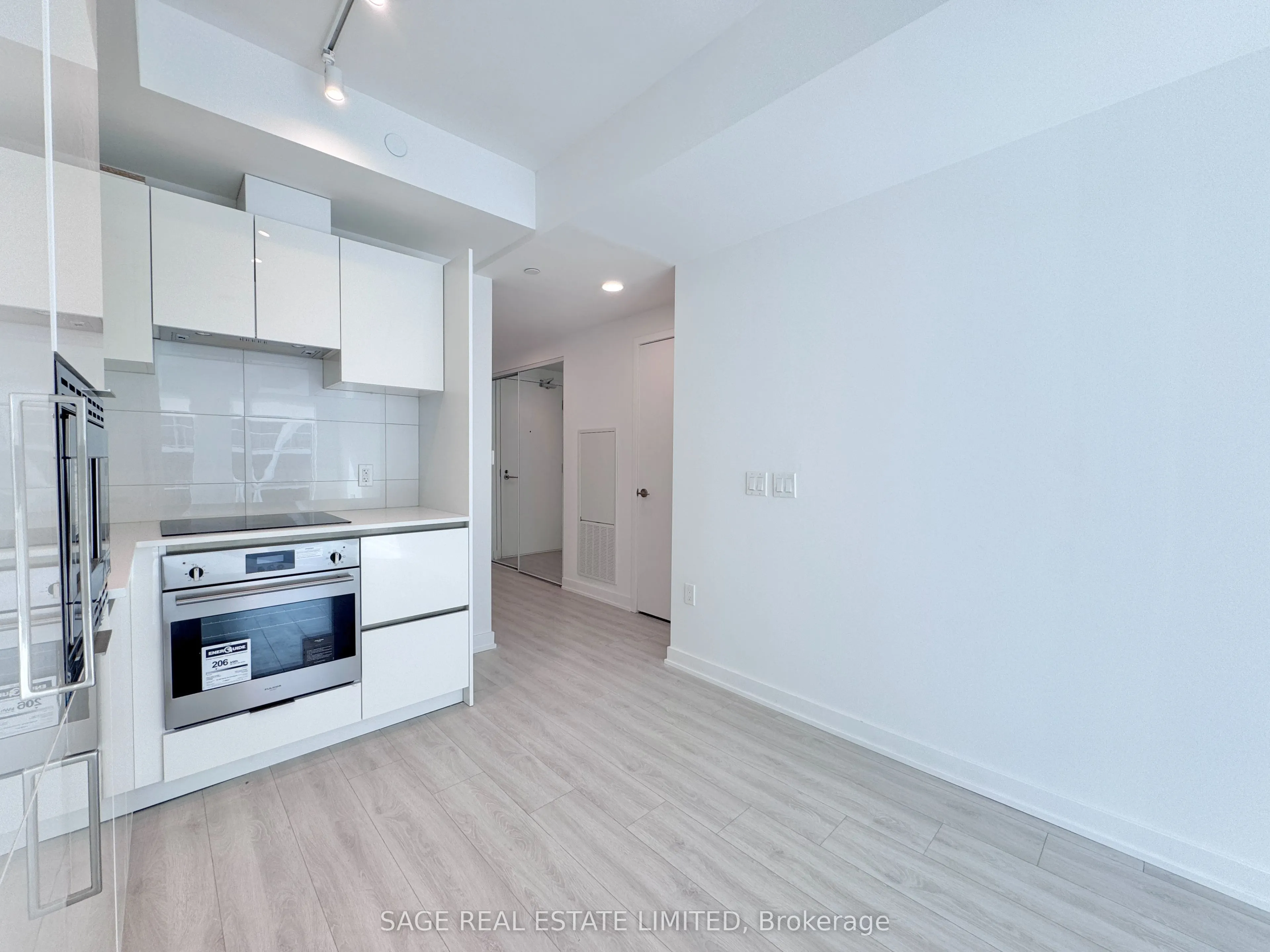 238 Simcoe Street #3505