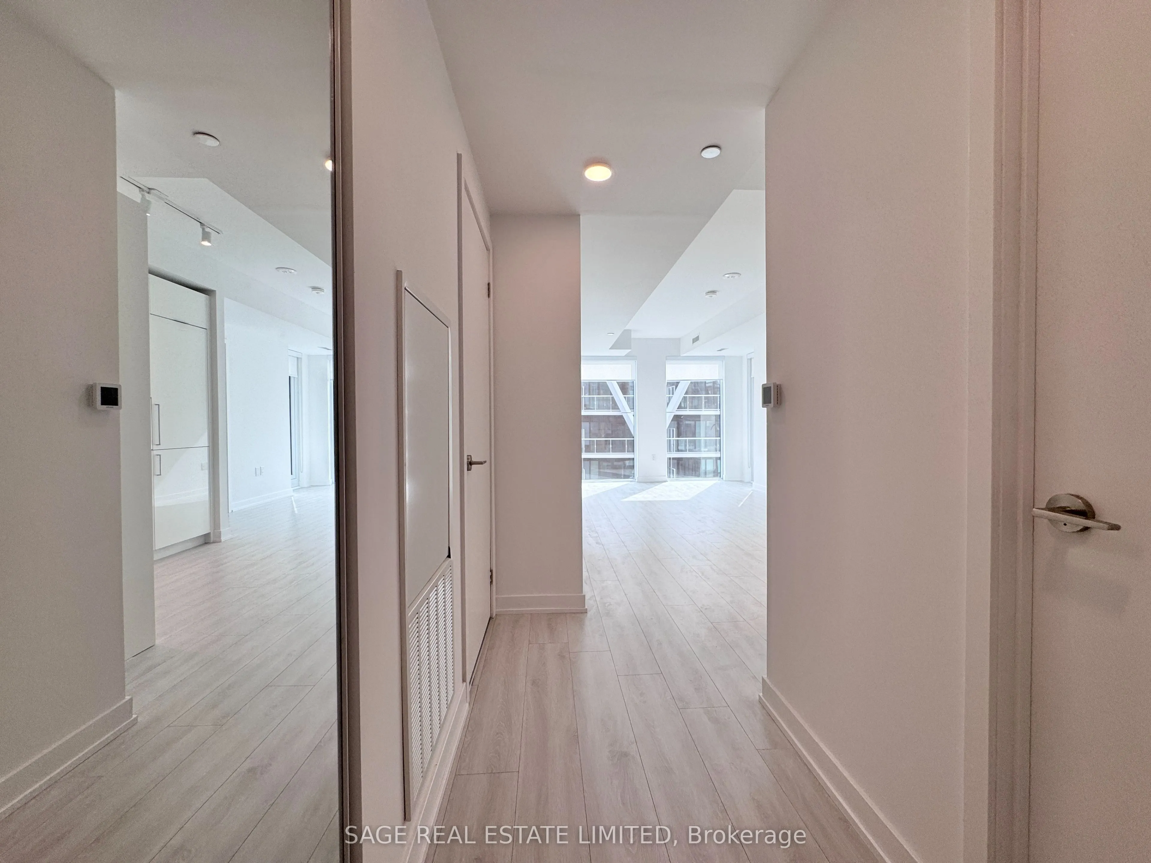 238 Simcoe Street #3505