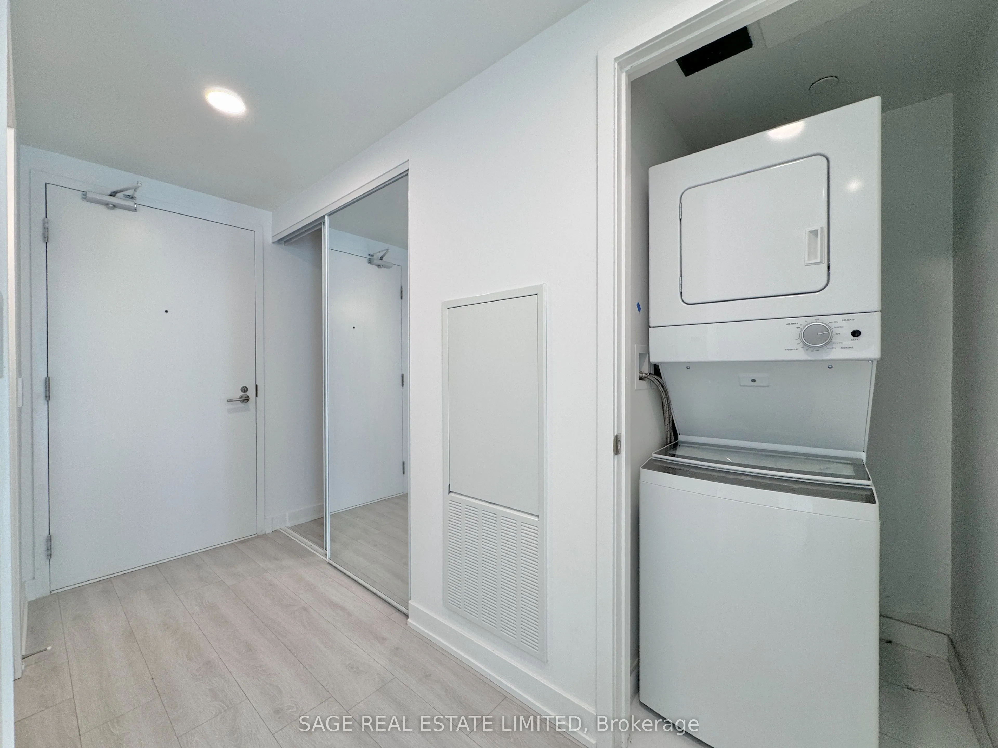 238 Simcoe Street #3505
