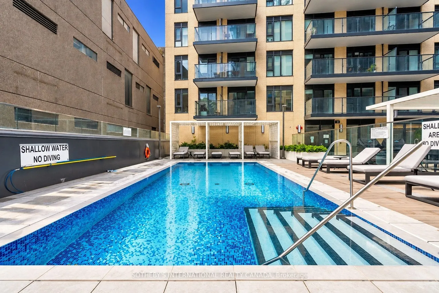 543 Richmond Street W #1008
