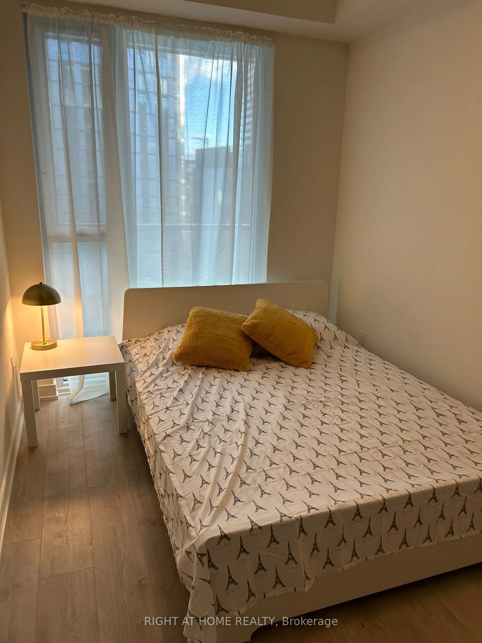 425 Front Street E #516