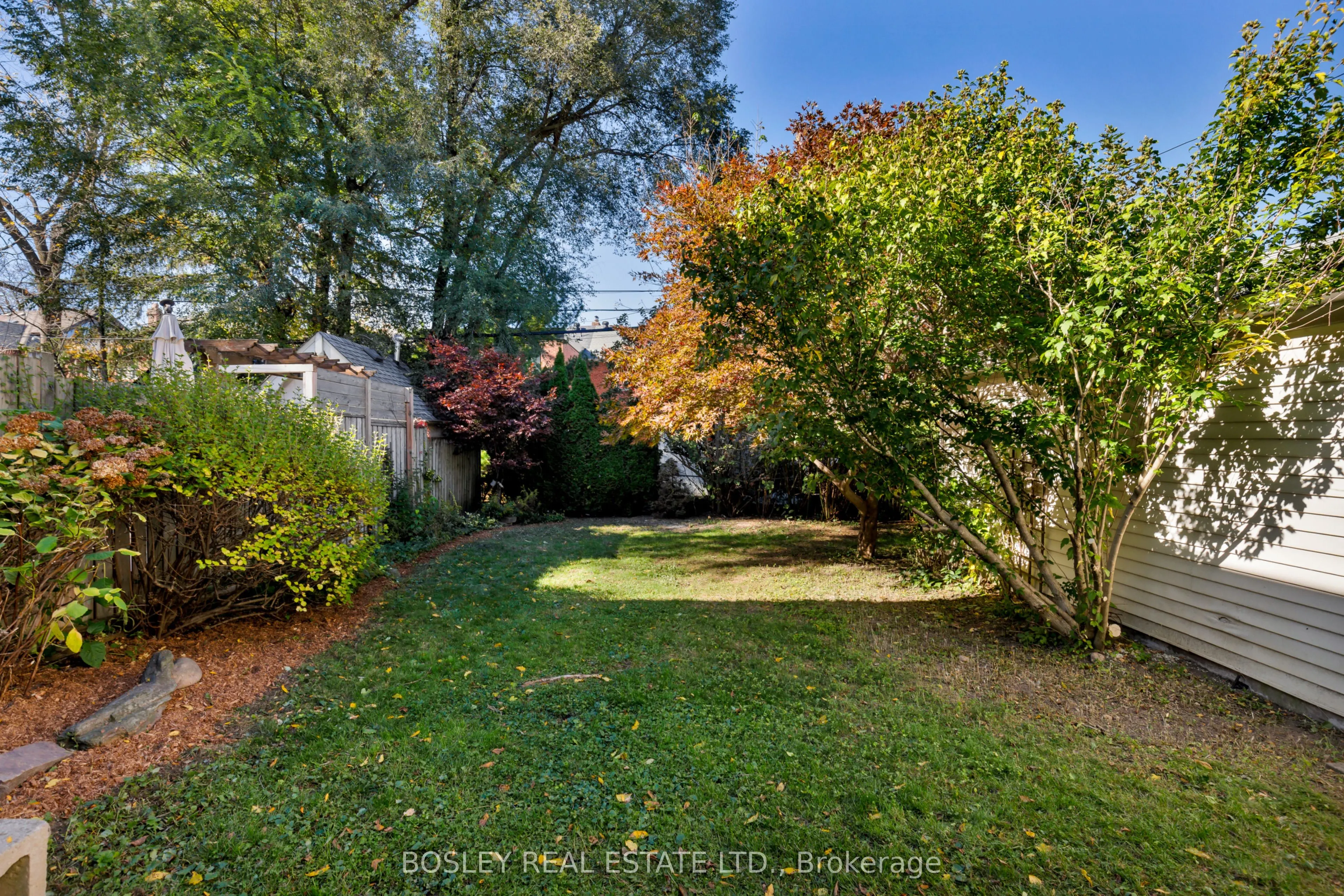 128 Leacrest Road