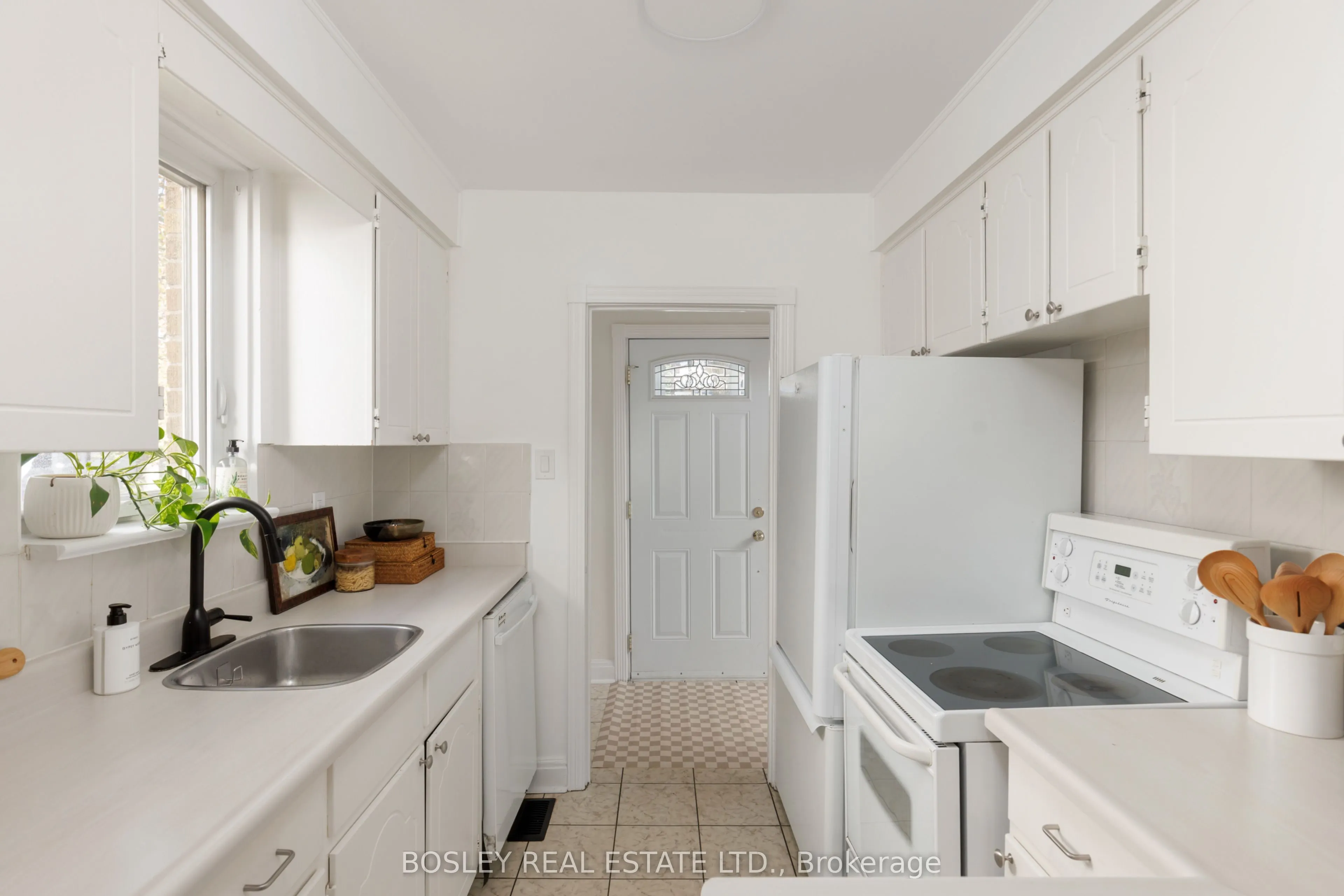 128 Leacrest Road
