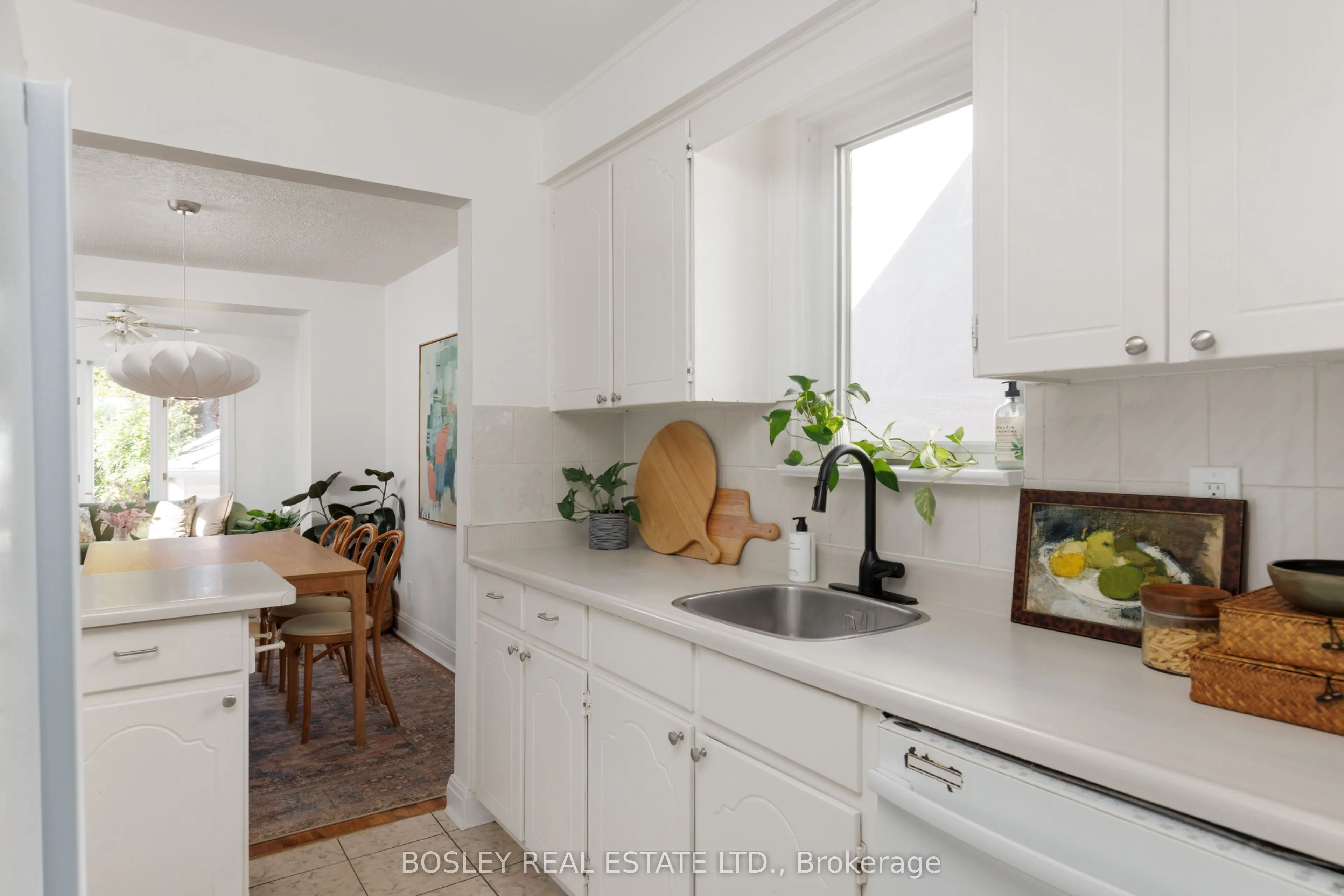 128 Leacrest Road