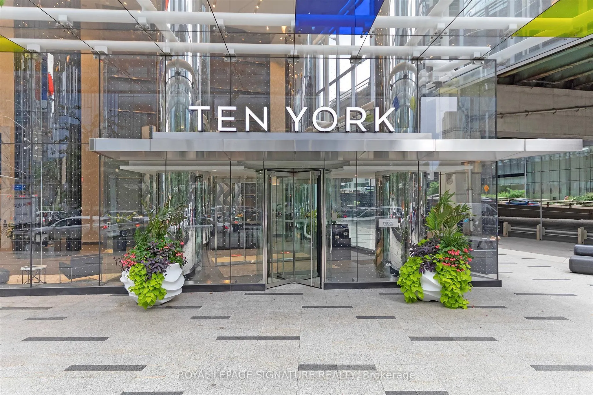 10 York Street #2004
