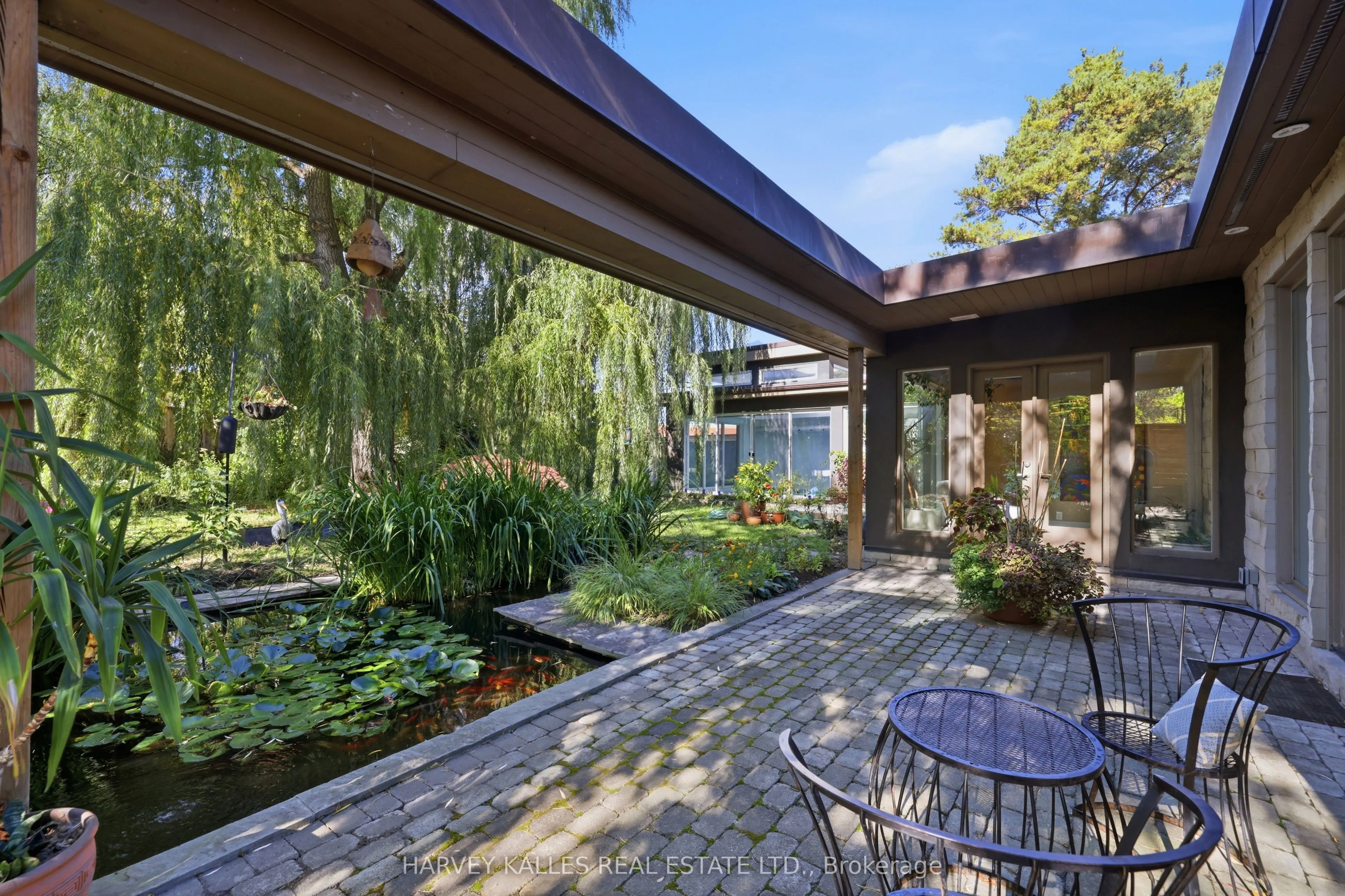41 Hurlingham Crescent