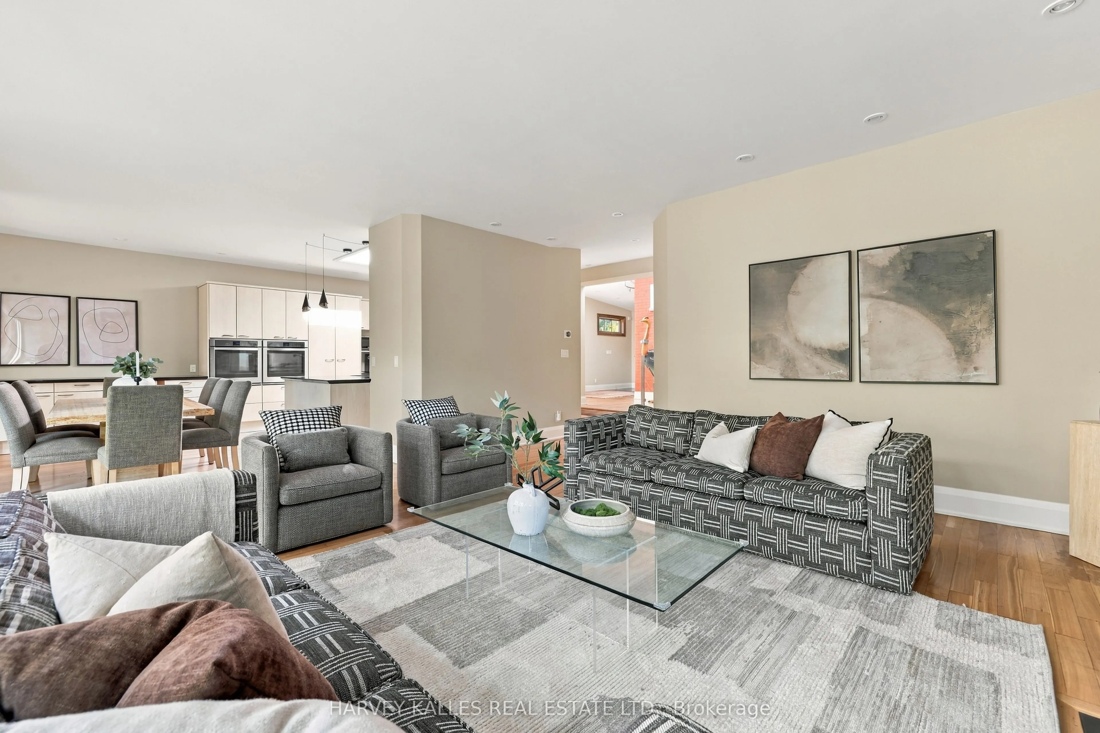 41 Hurlingham Crescent