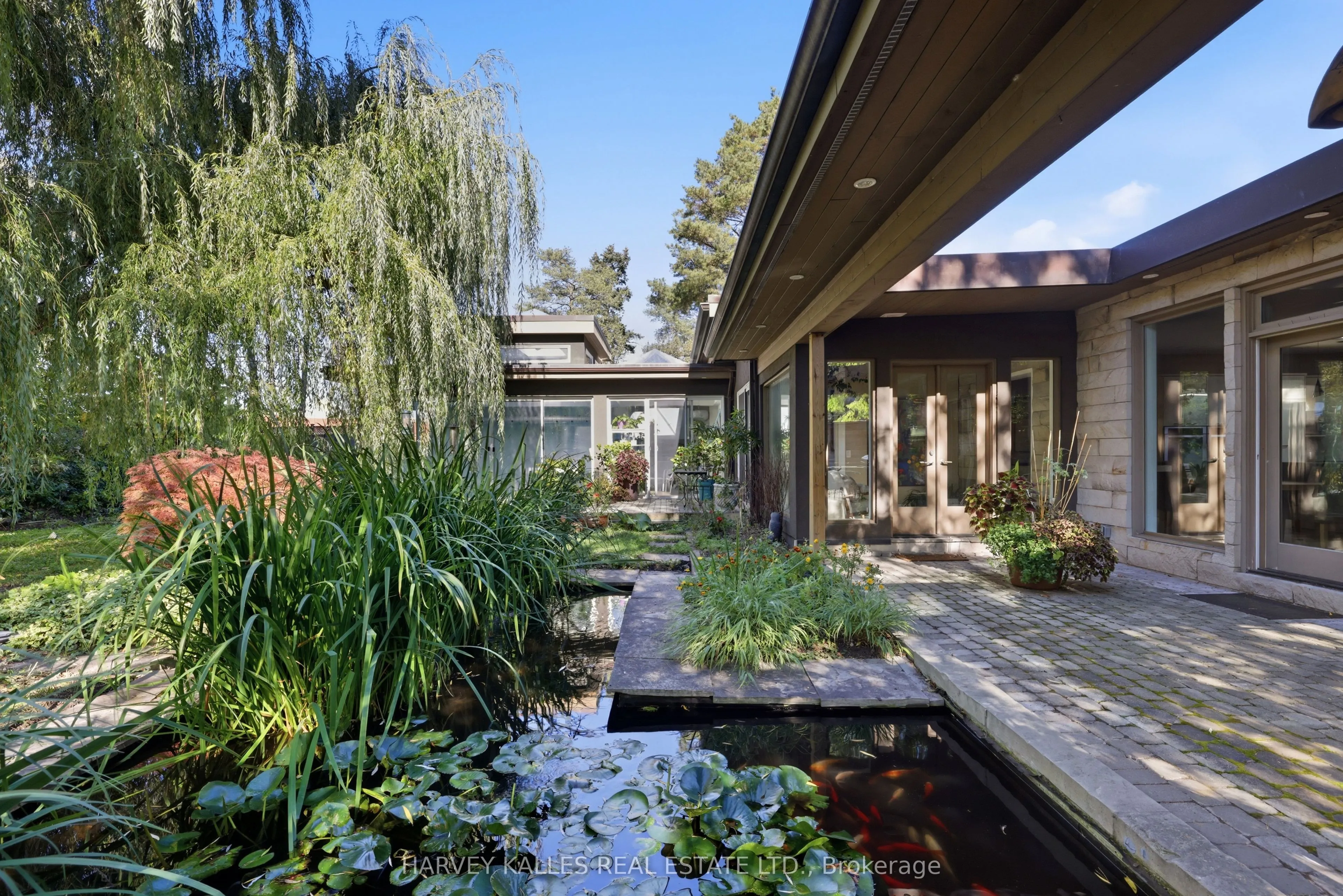 41 Hurlingham Crescent