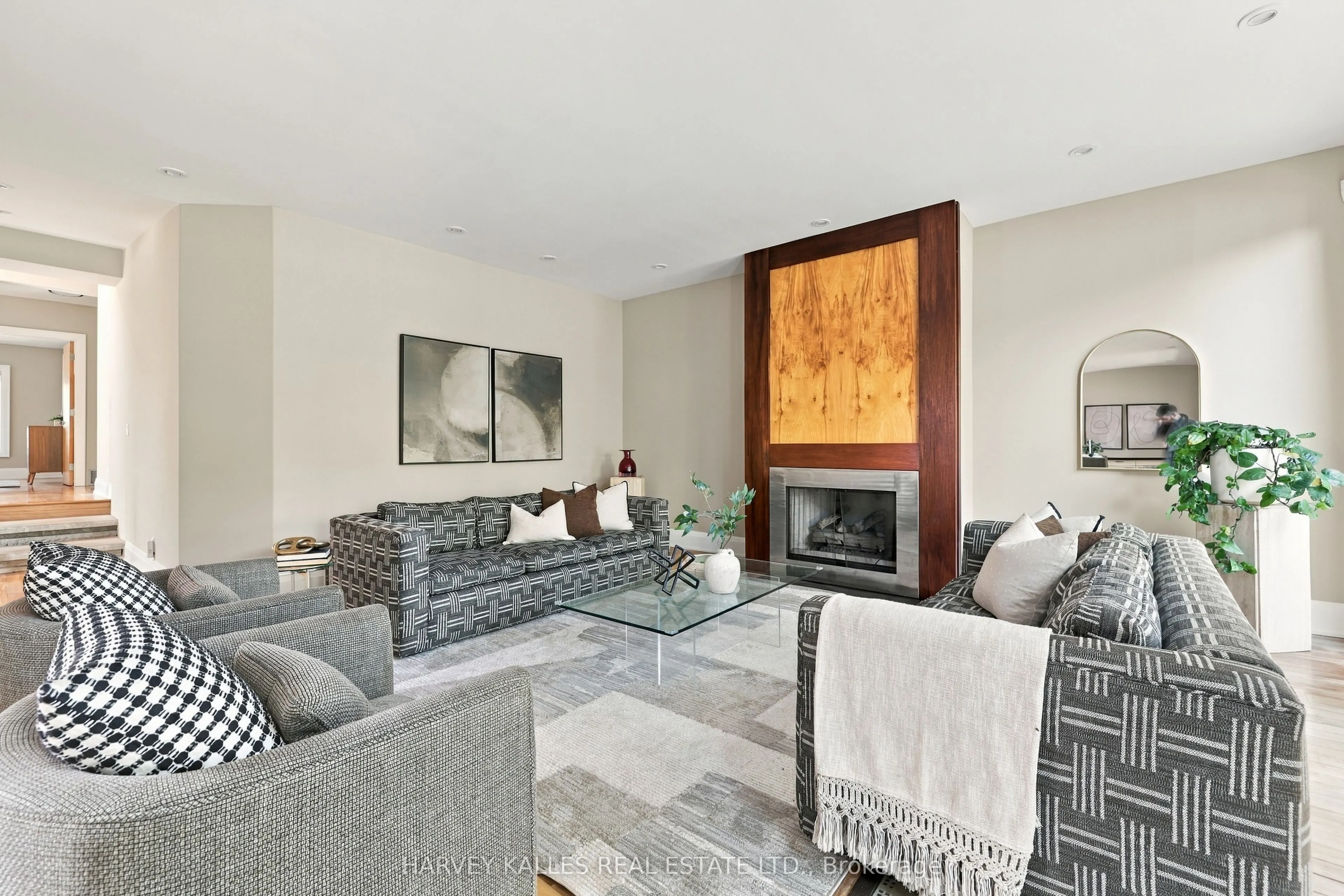 41 Hurlingham Crescent