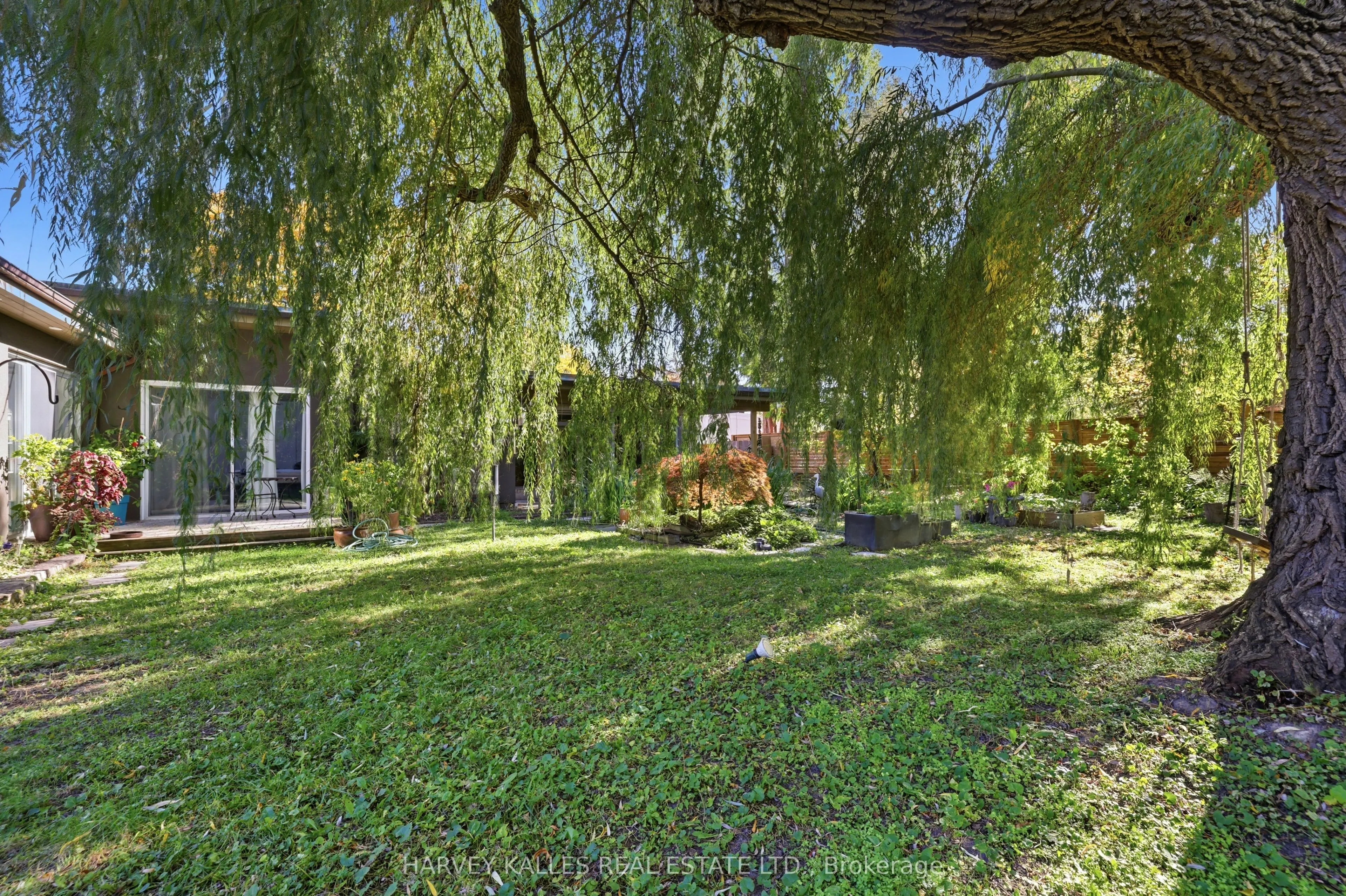 41 Hurlingham Crescent