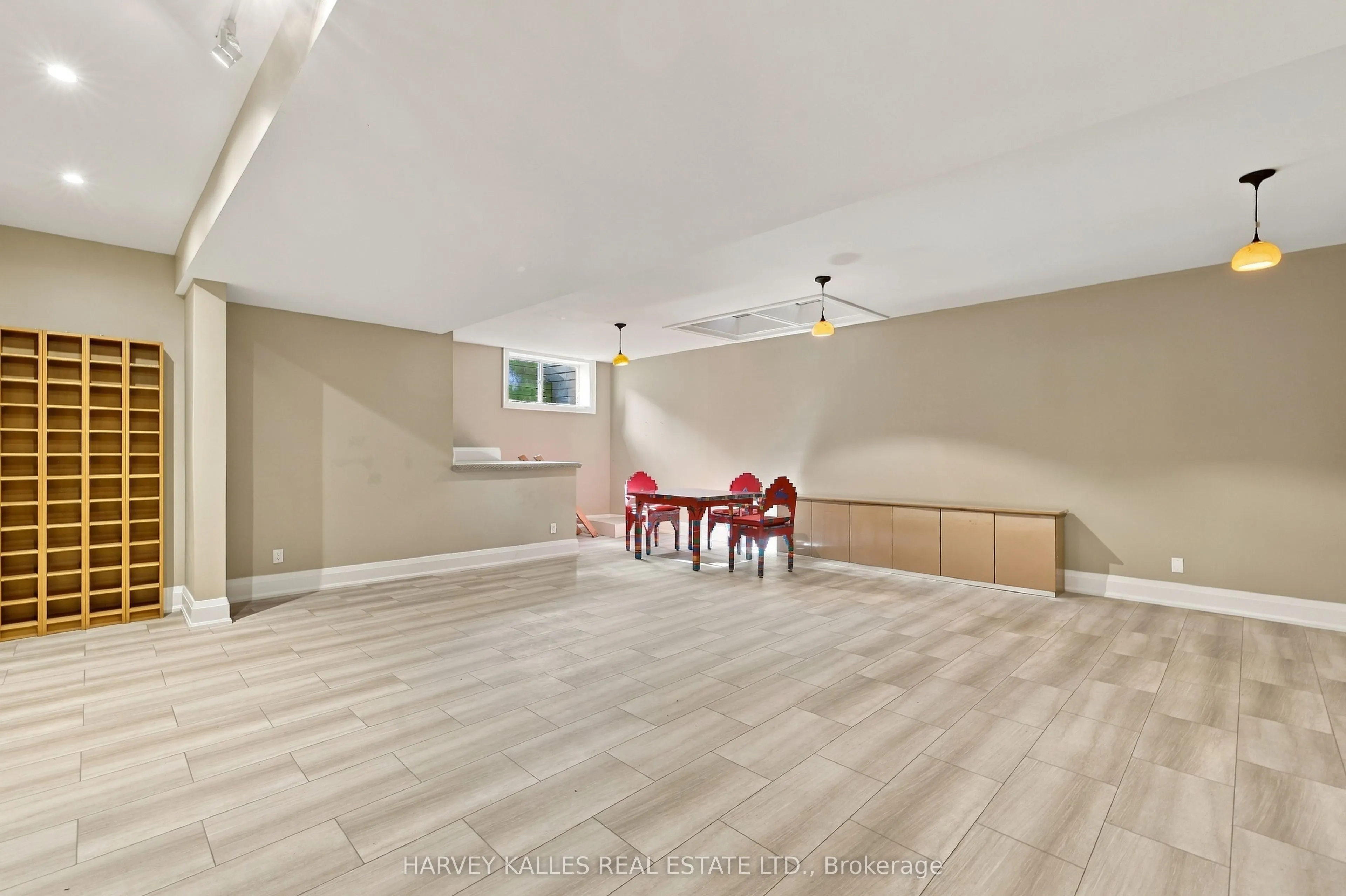 41 Hurlingham Crescent