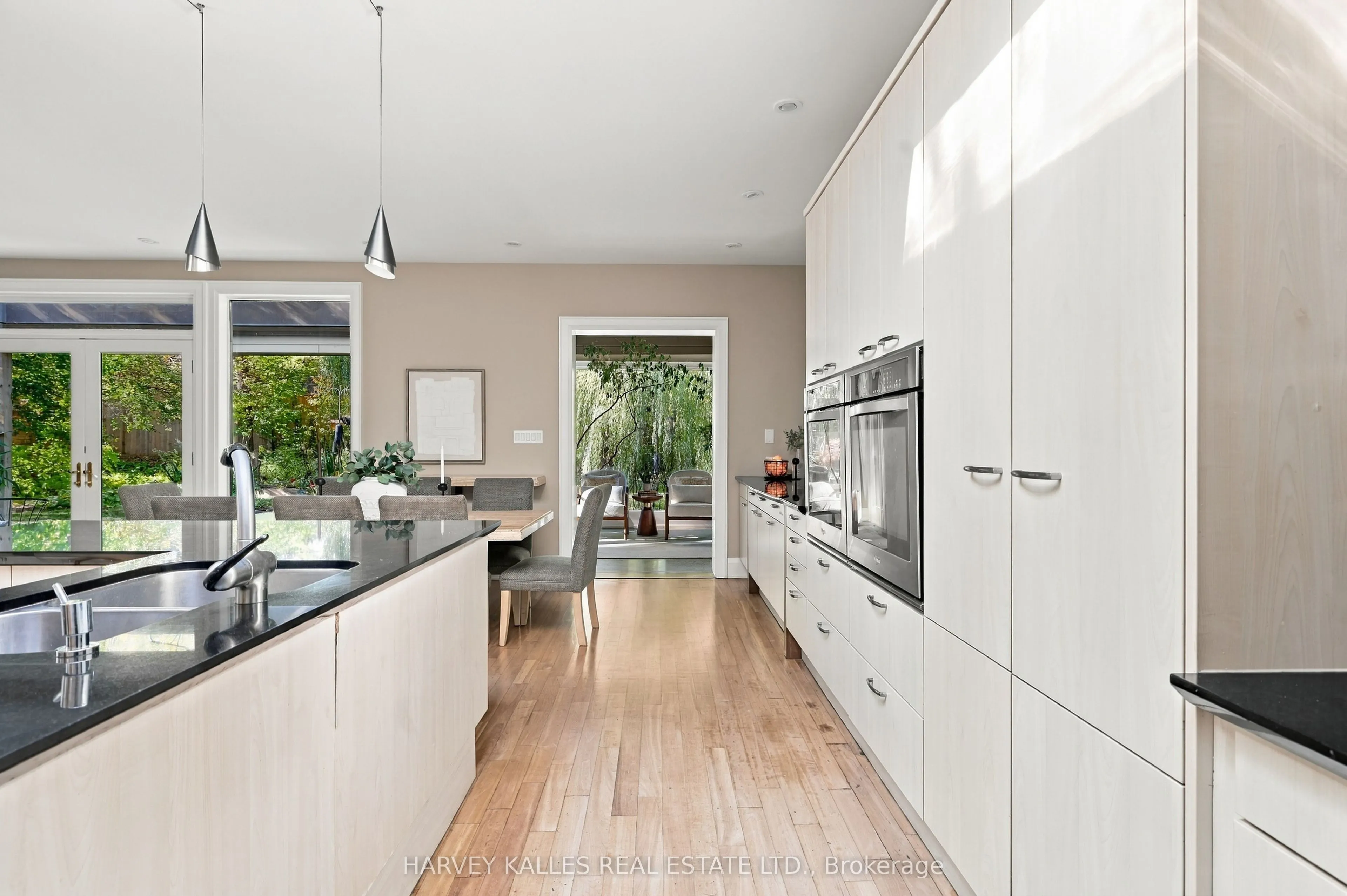 41 Hurlingham Crescent