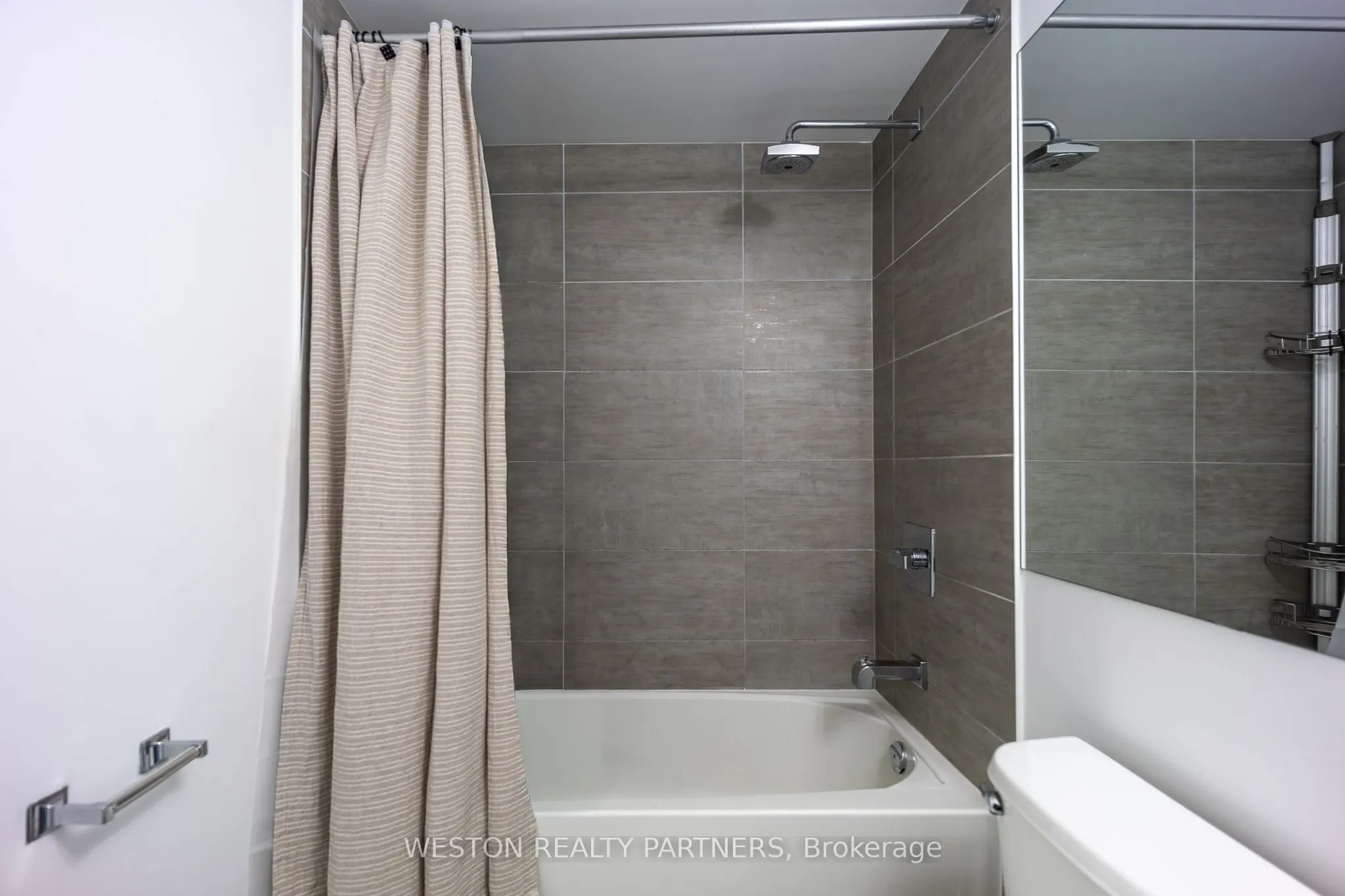 478 King Street W #514