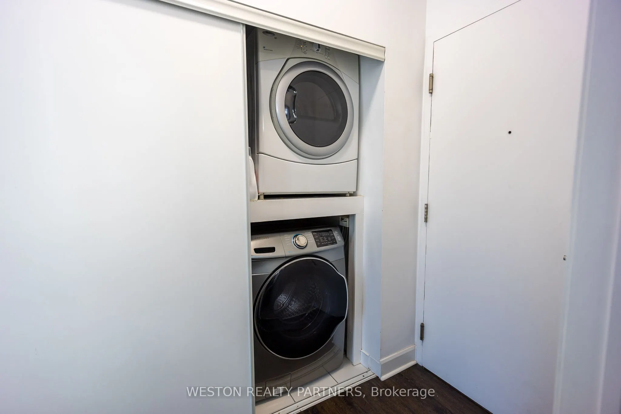 478 King Street W #514