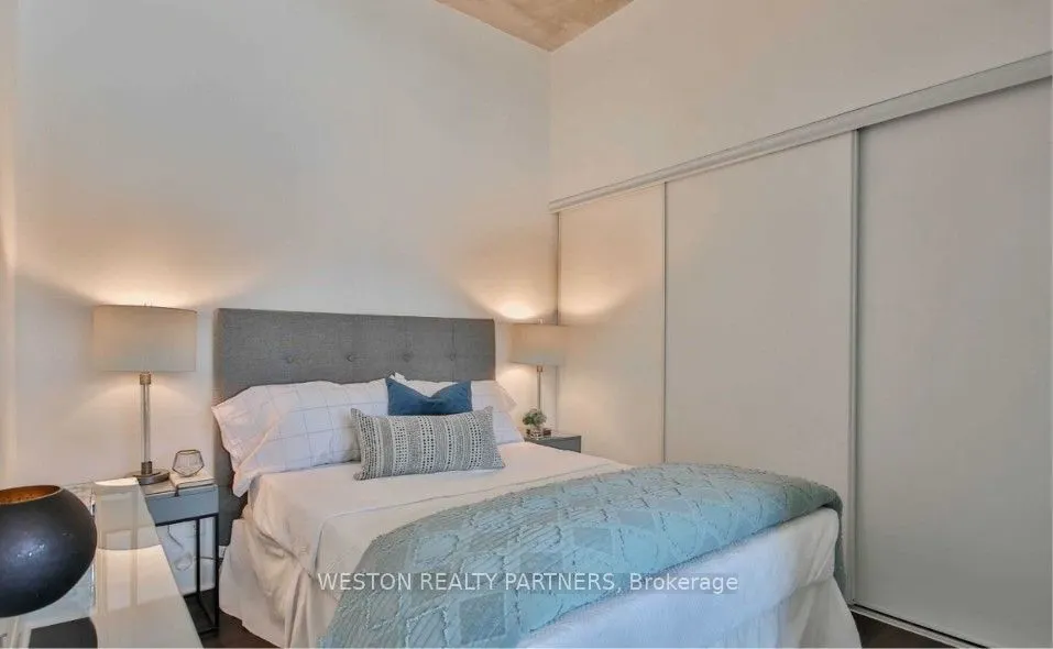478 King Street W #514