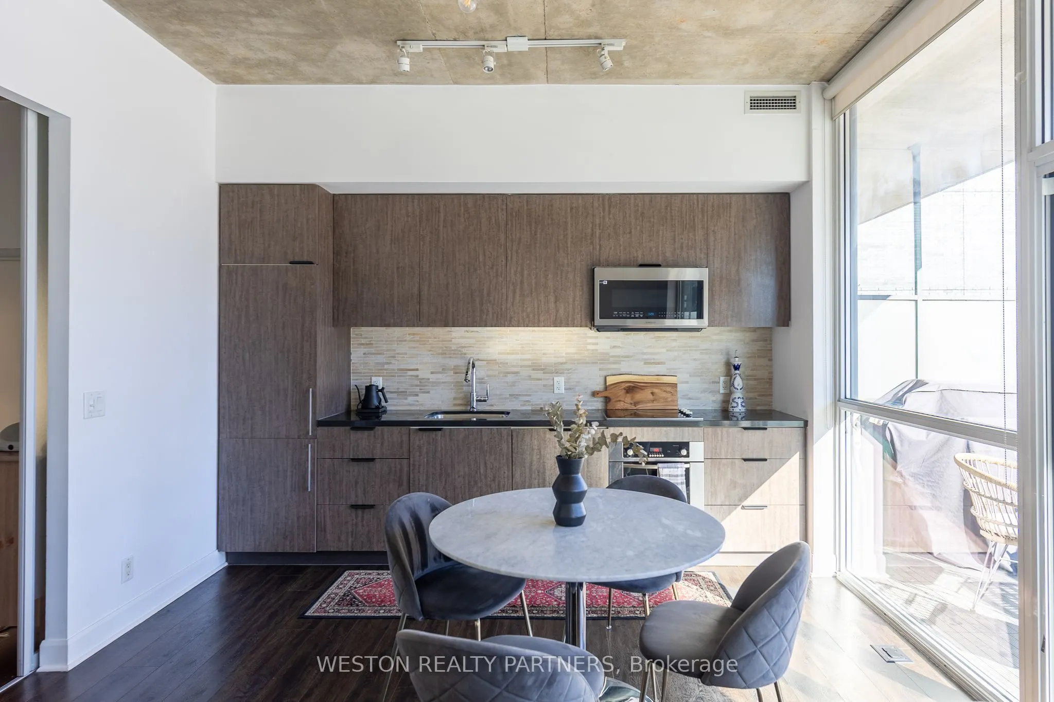 478 King Street W #514