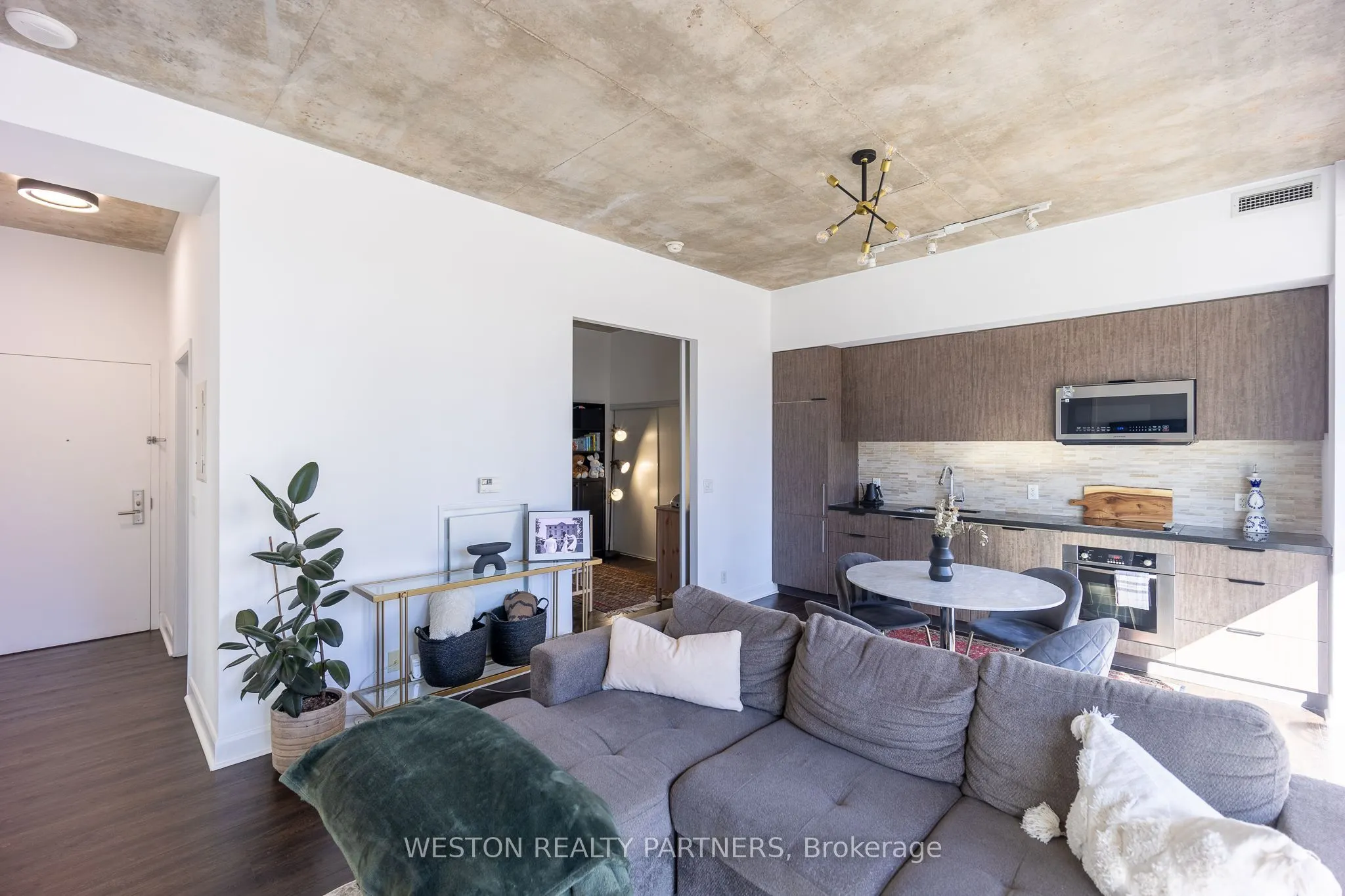 478 King Street W #514
