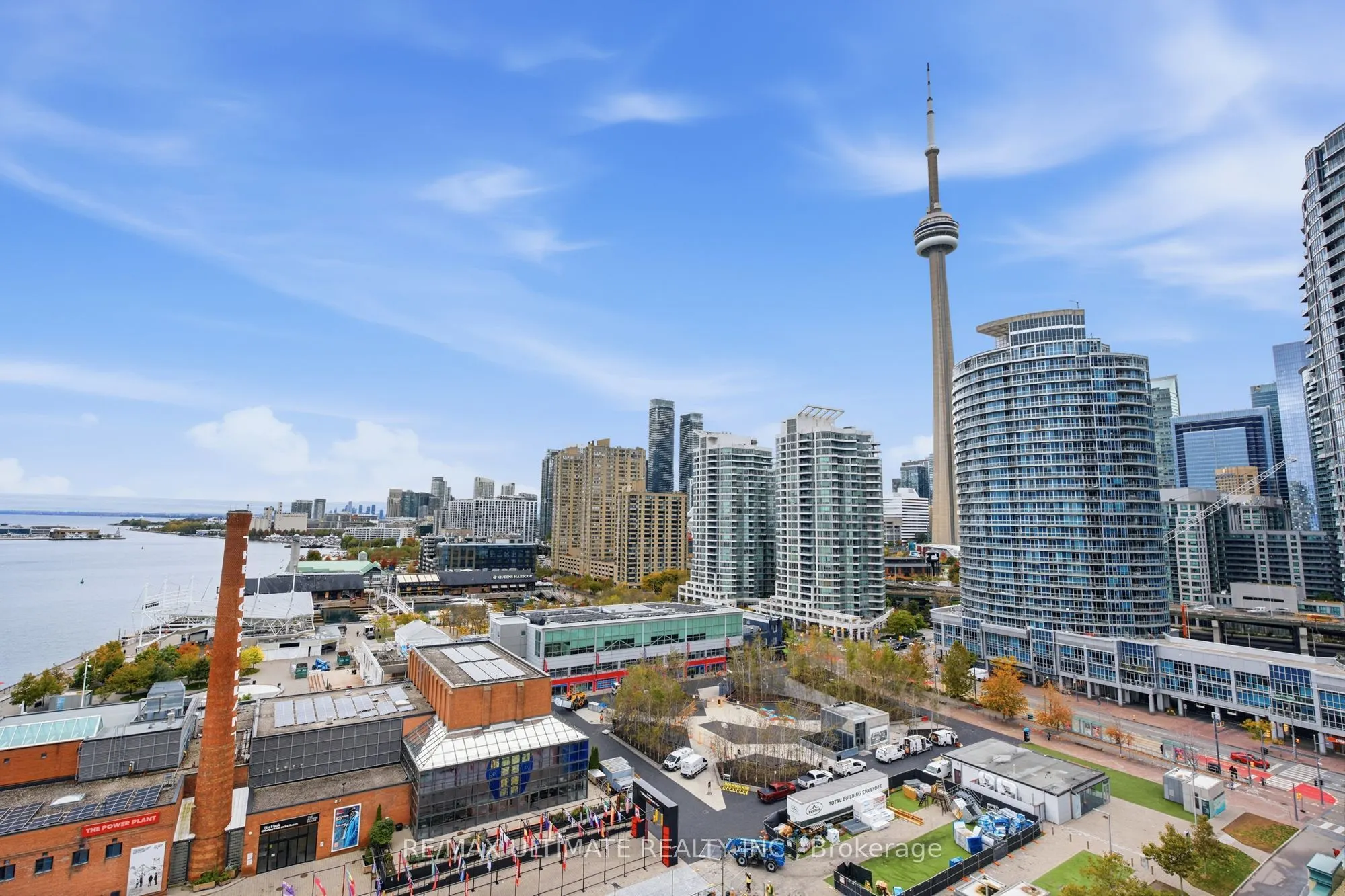 211 Queens Quay W #1105