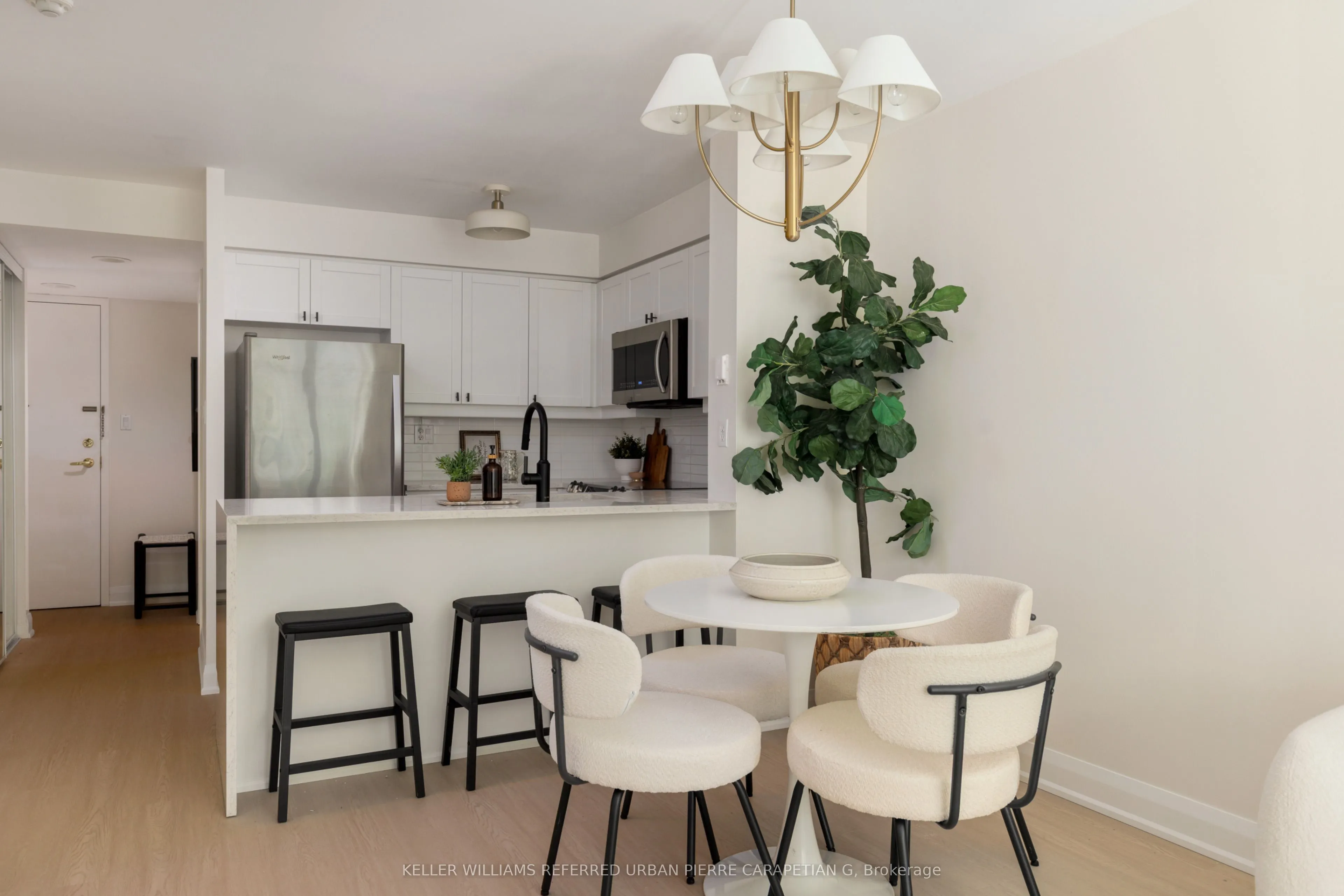 188 Redpath Avenue #402