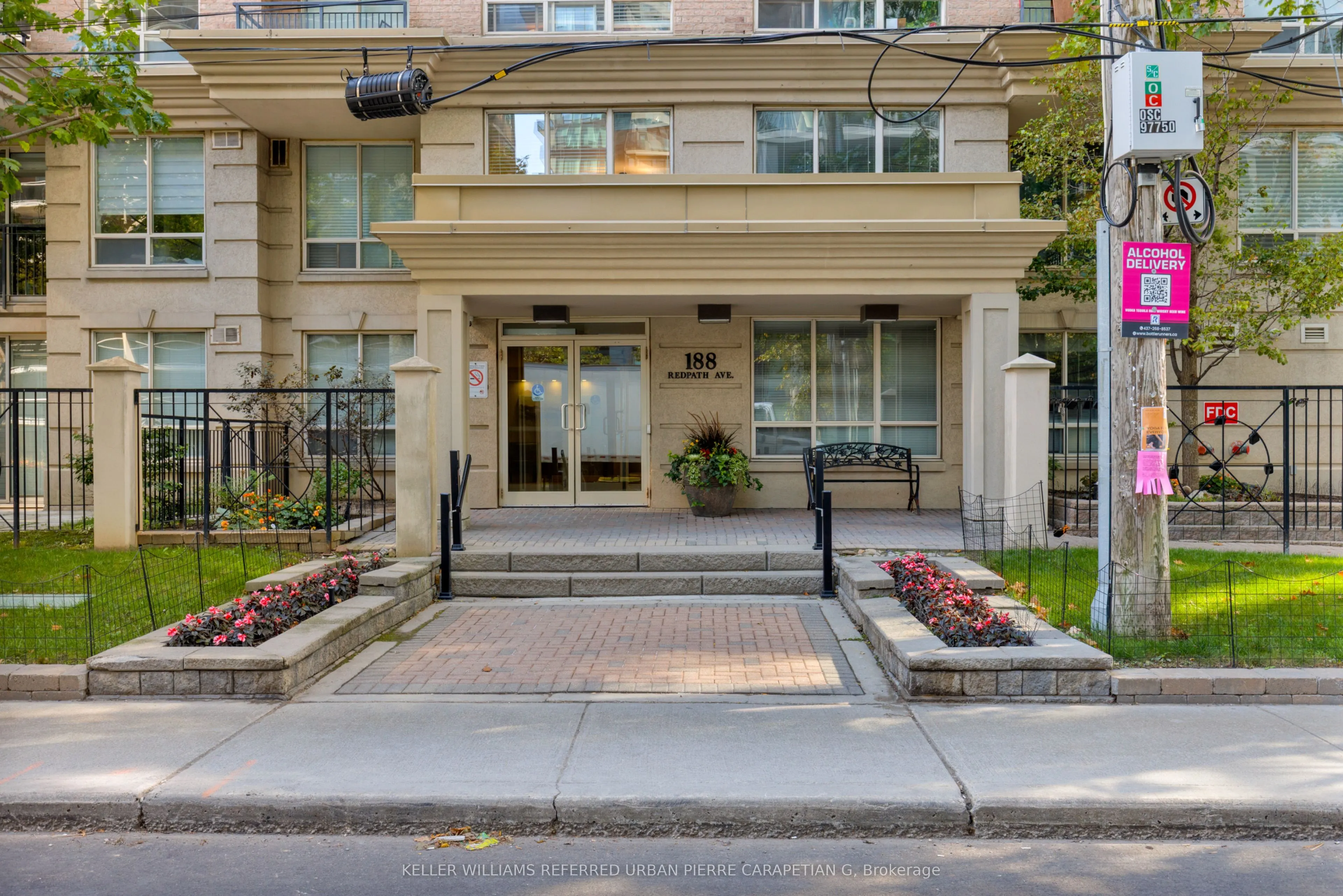 188 Redpath Avenue #402