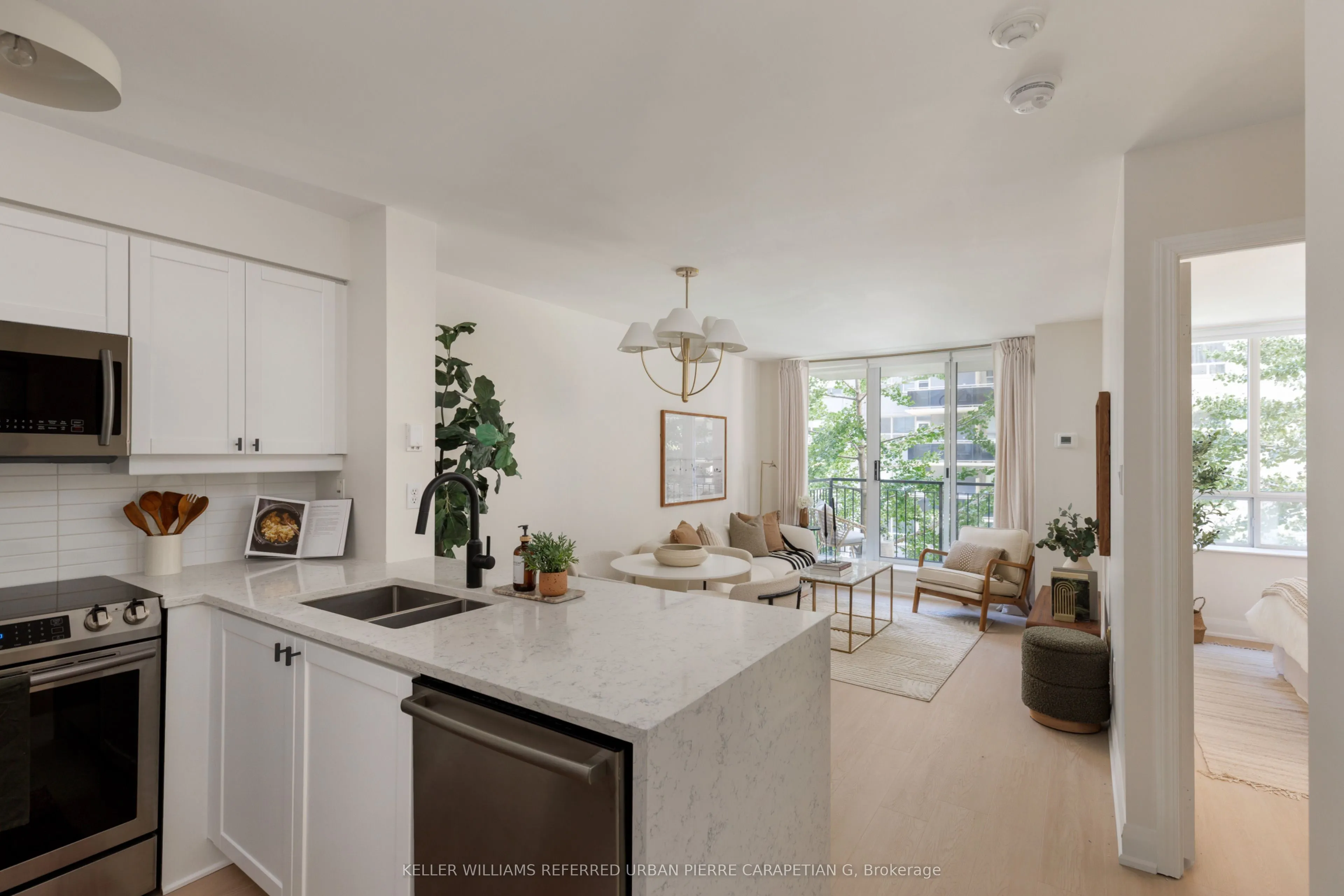 188 Redpath Avenue #402