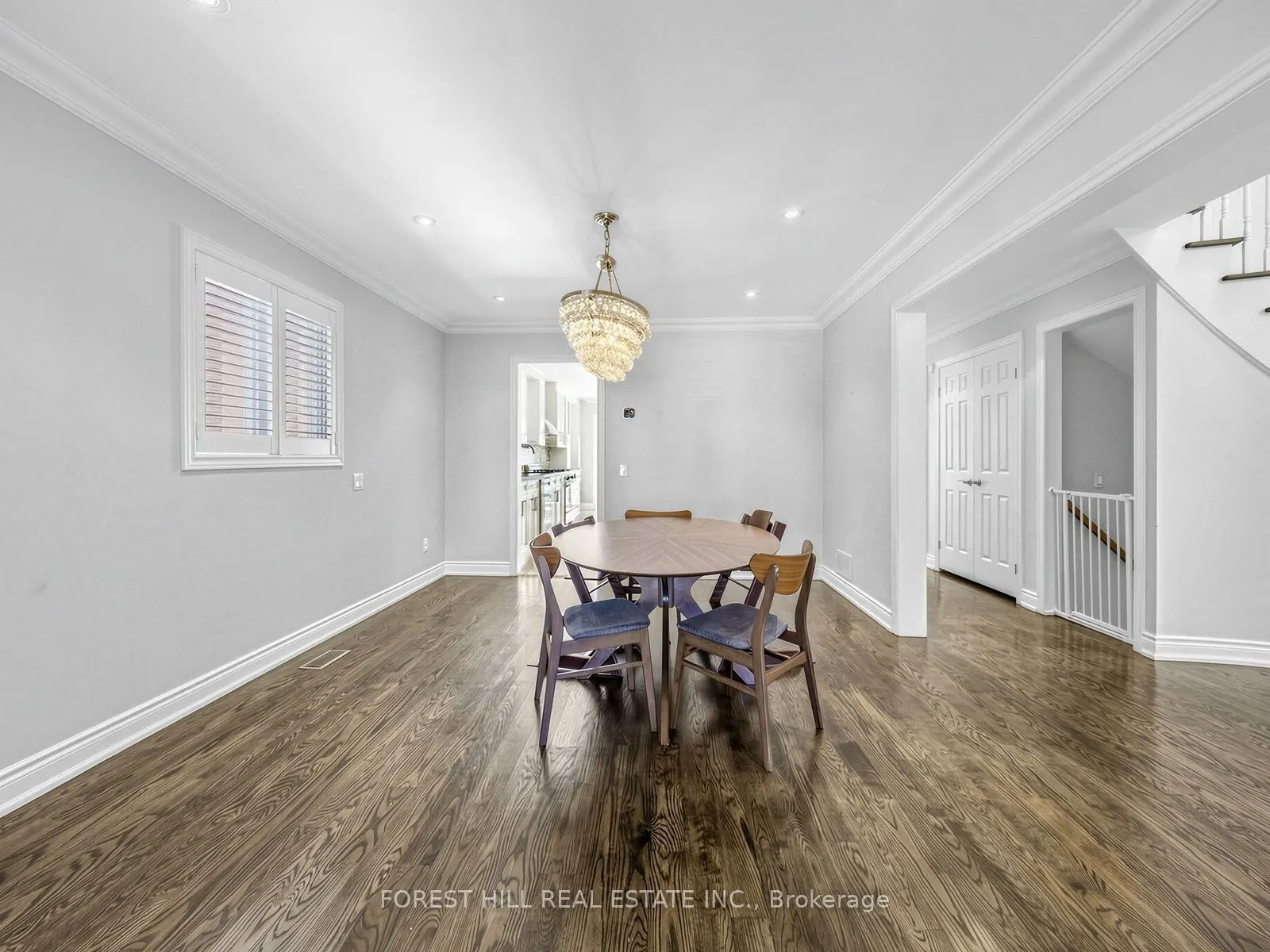 481 Cranbrooke Avenue
