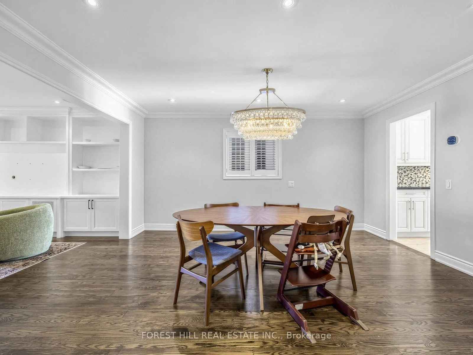 481 Cranbrooke Avenue