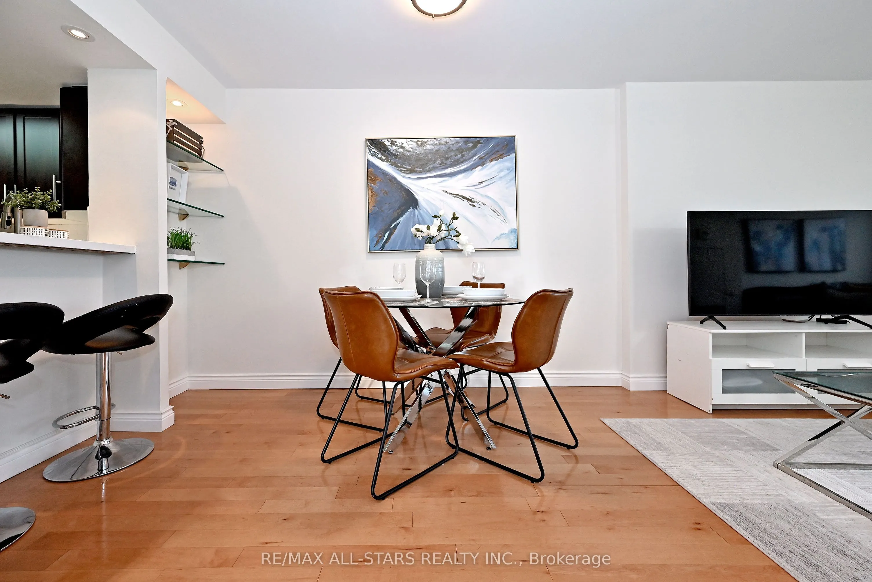 15 Maitland Place #2112