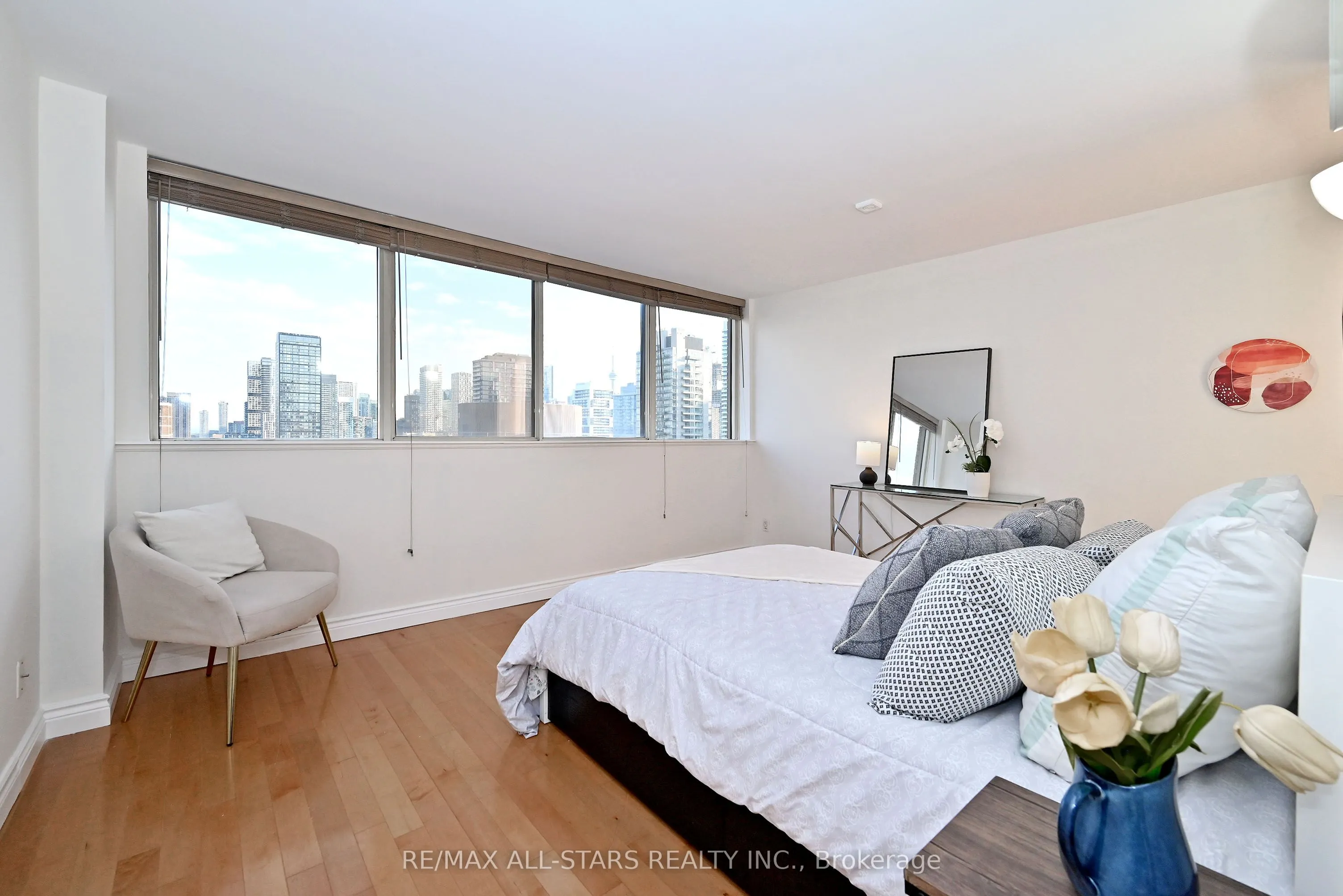 15 Maitland Place #2112