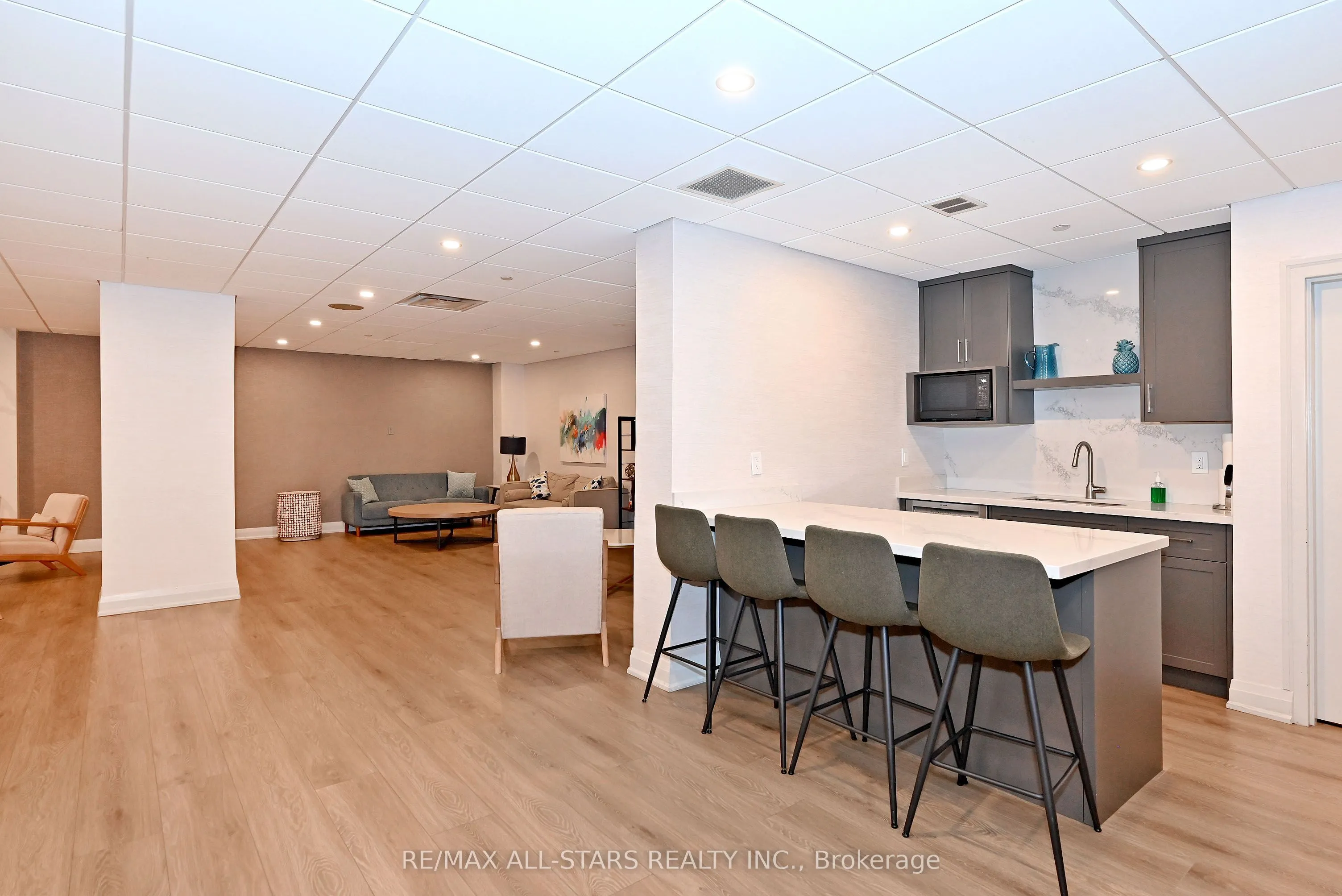 15 Maitland Place #2112