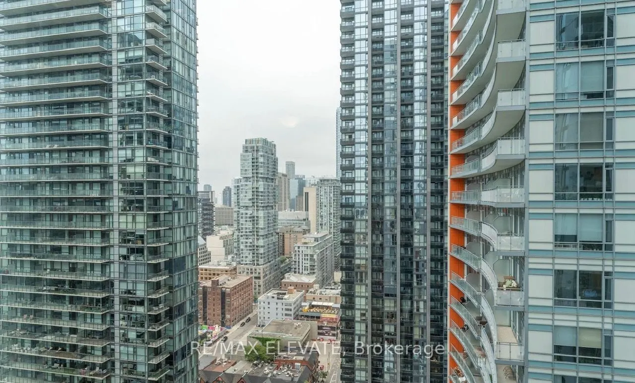 28 Widmer Street #3029