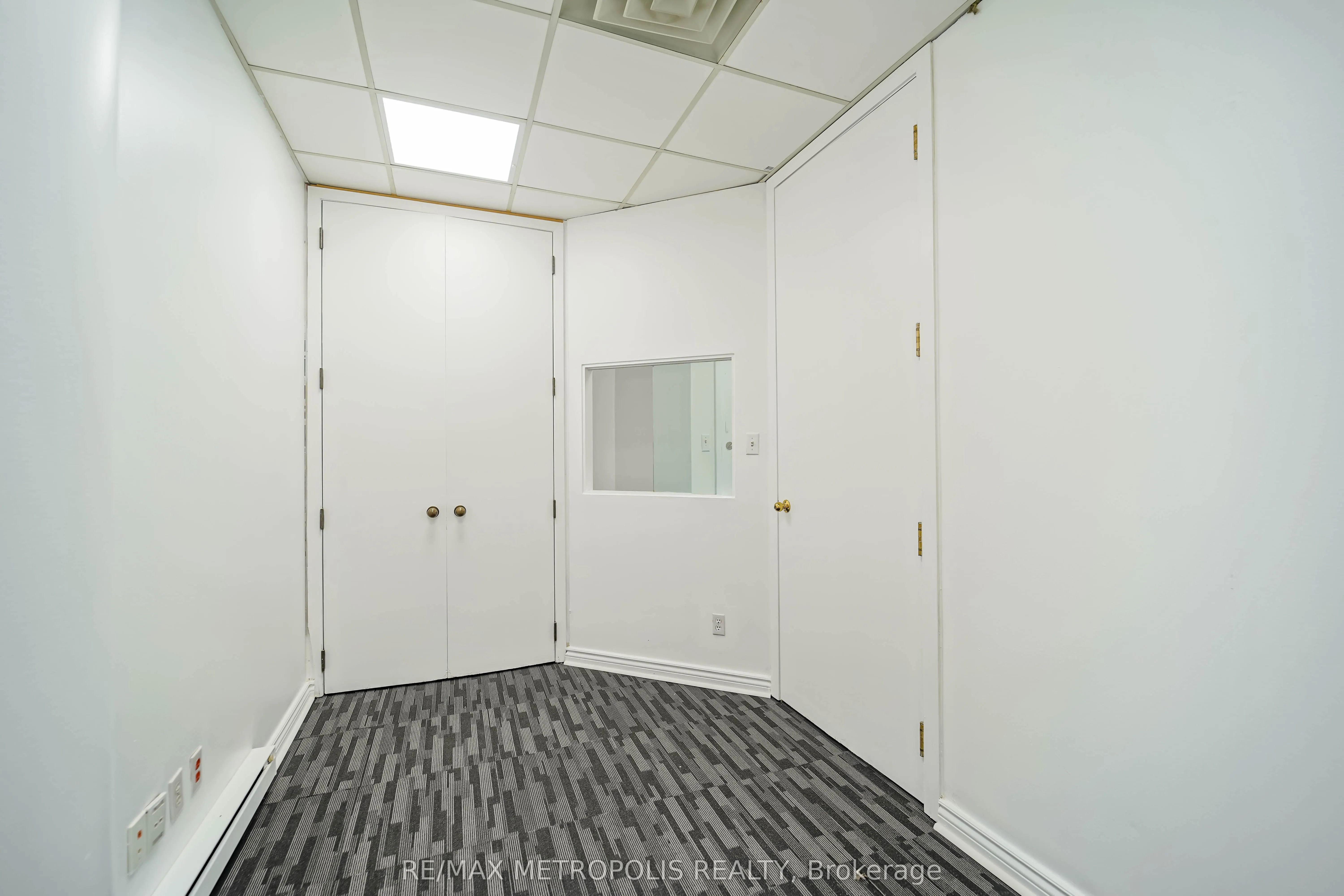 1033 Bay Street #320