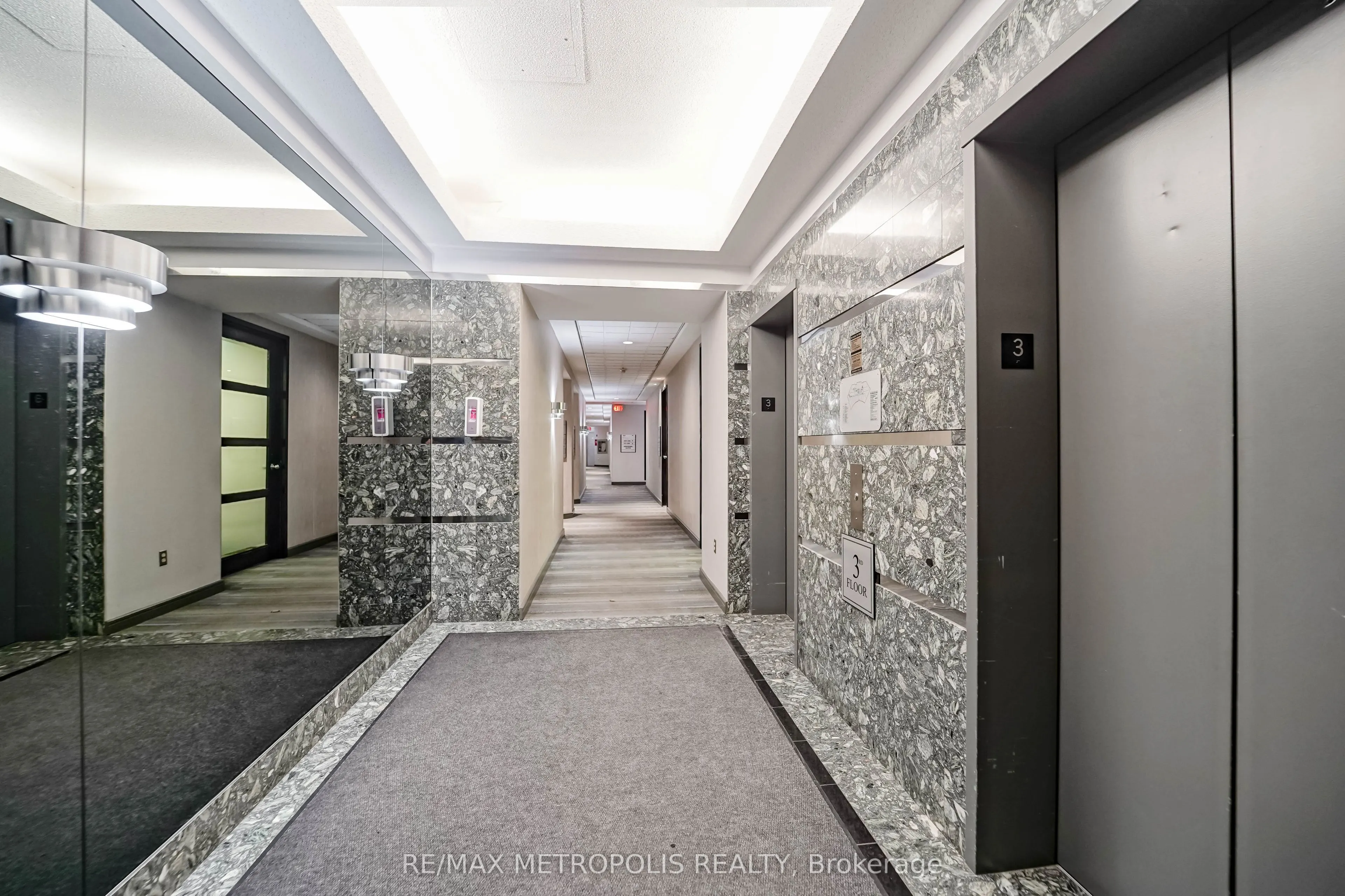 1033 Bay Street #320