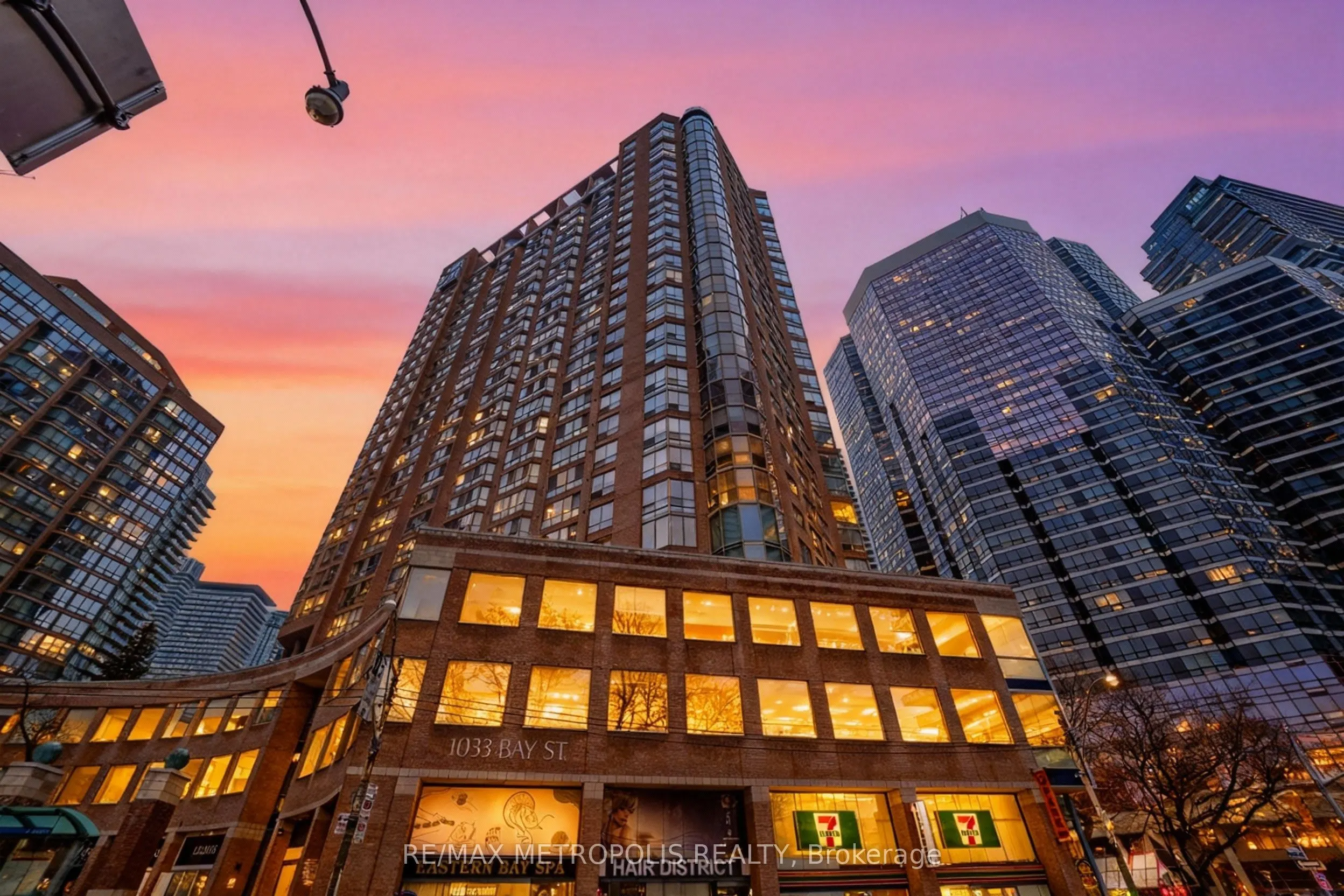 1033 Bay Street #320