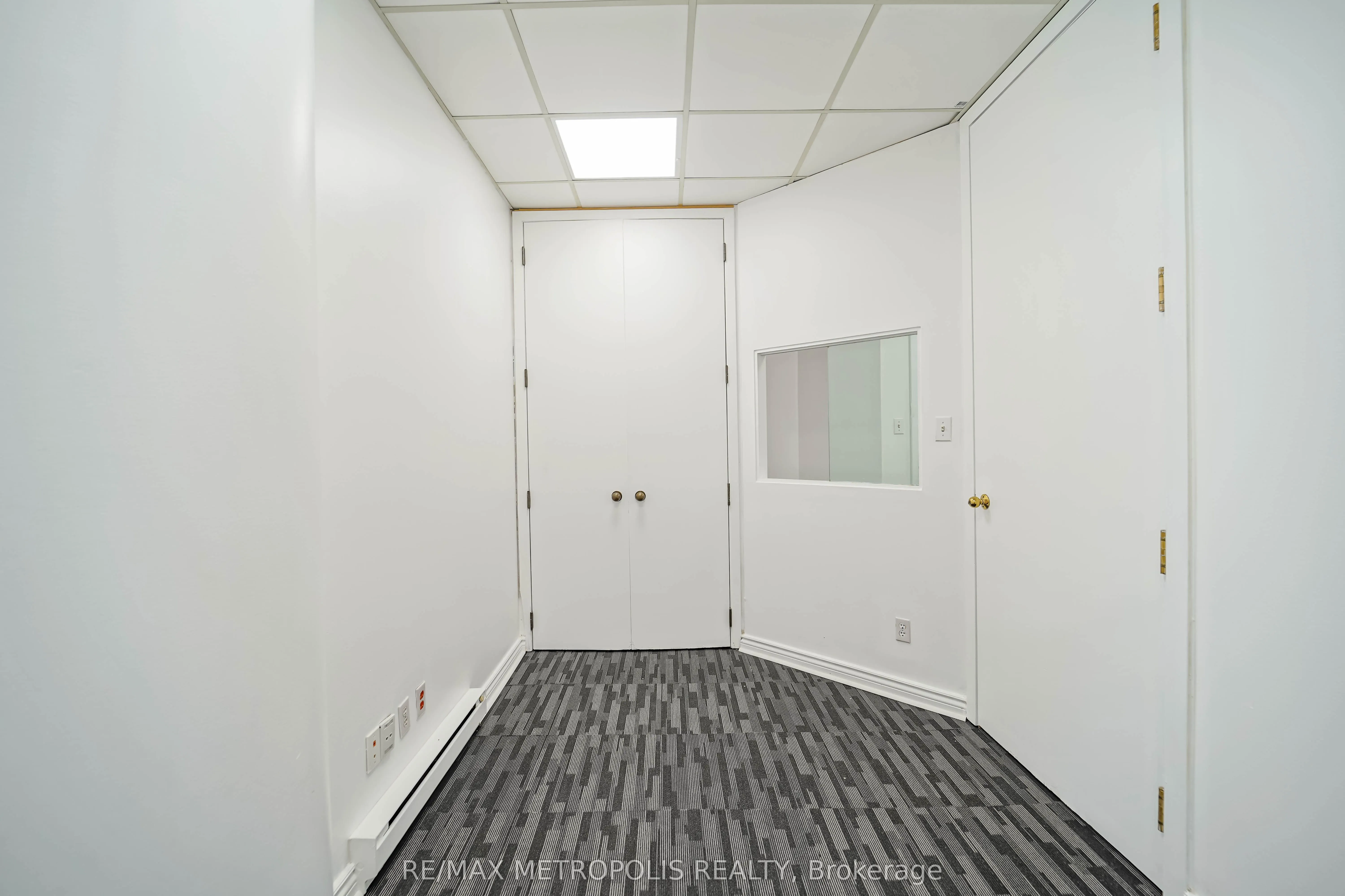 1033 Bay Street #320