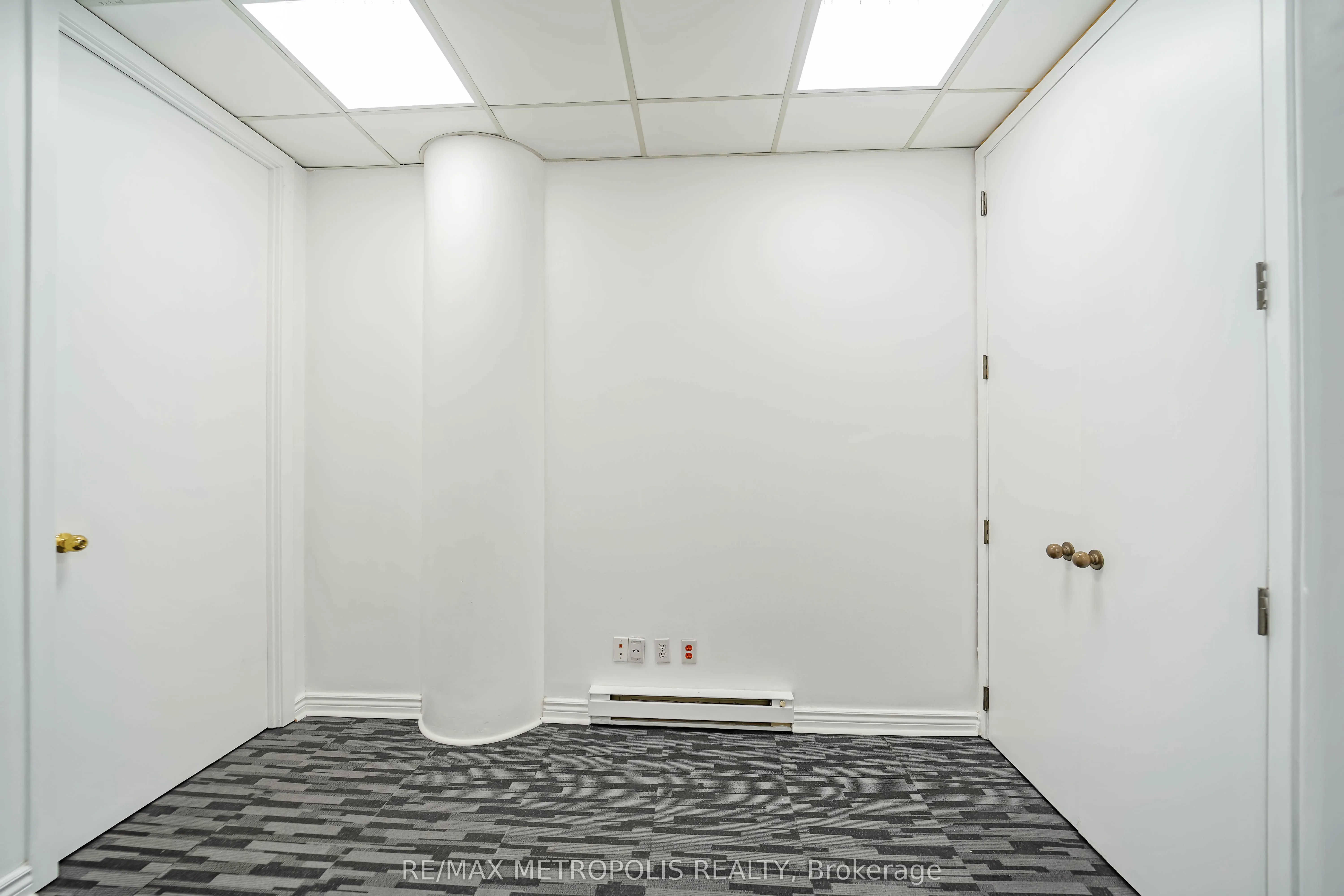 1033 Bay Street #320