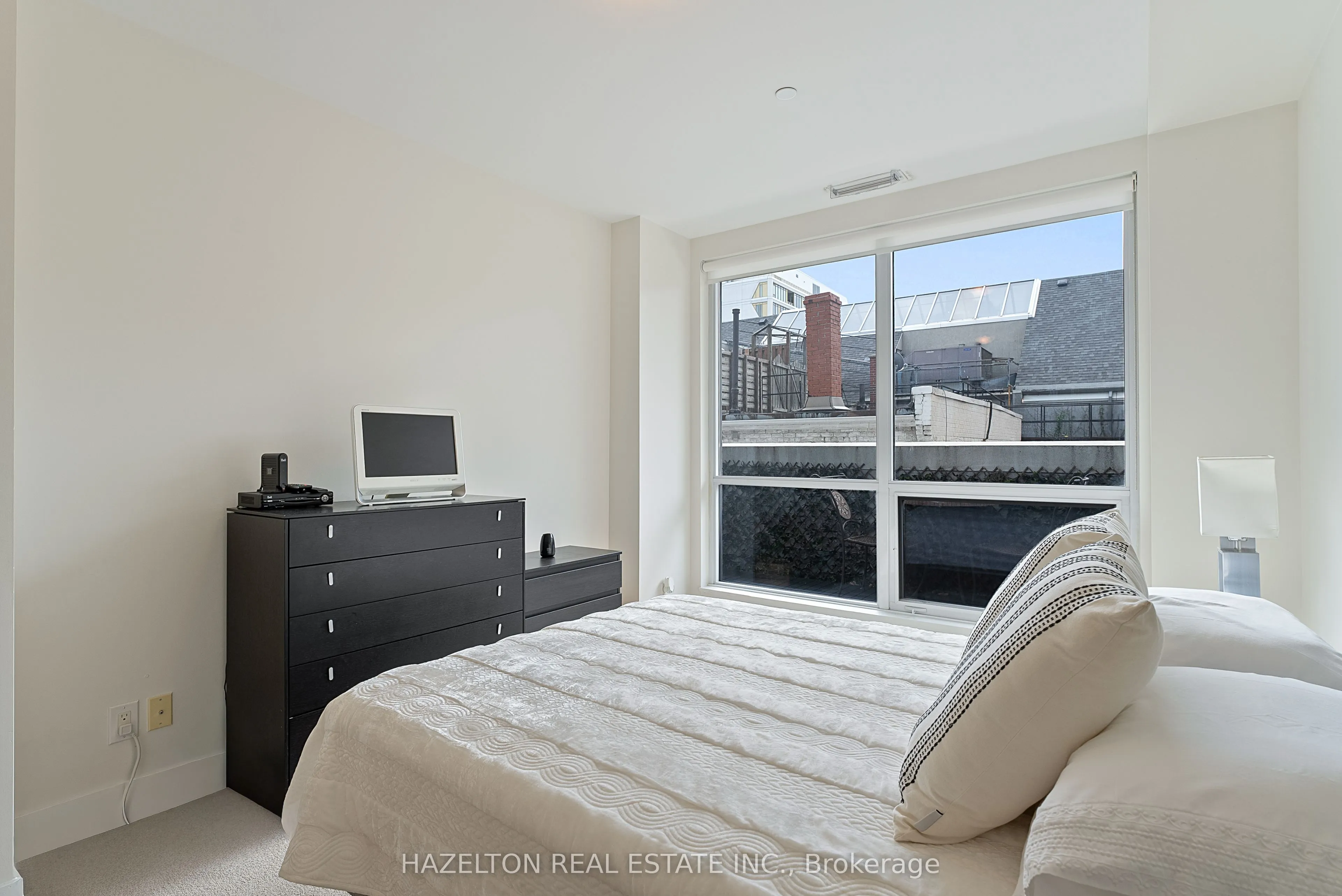 170 Avenue Road #211