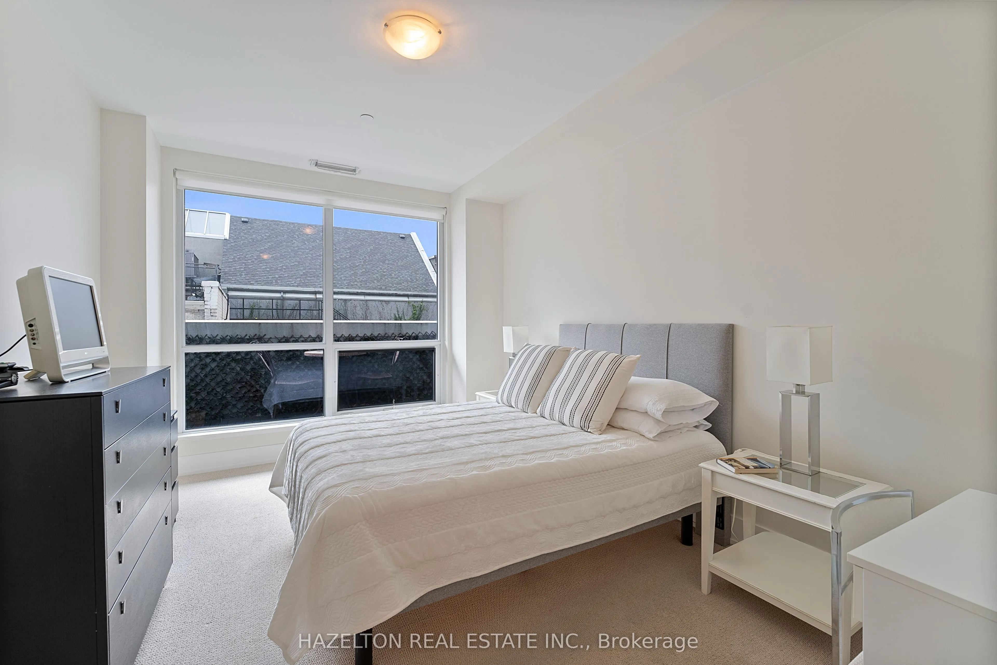 170 Avenue Road #211
