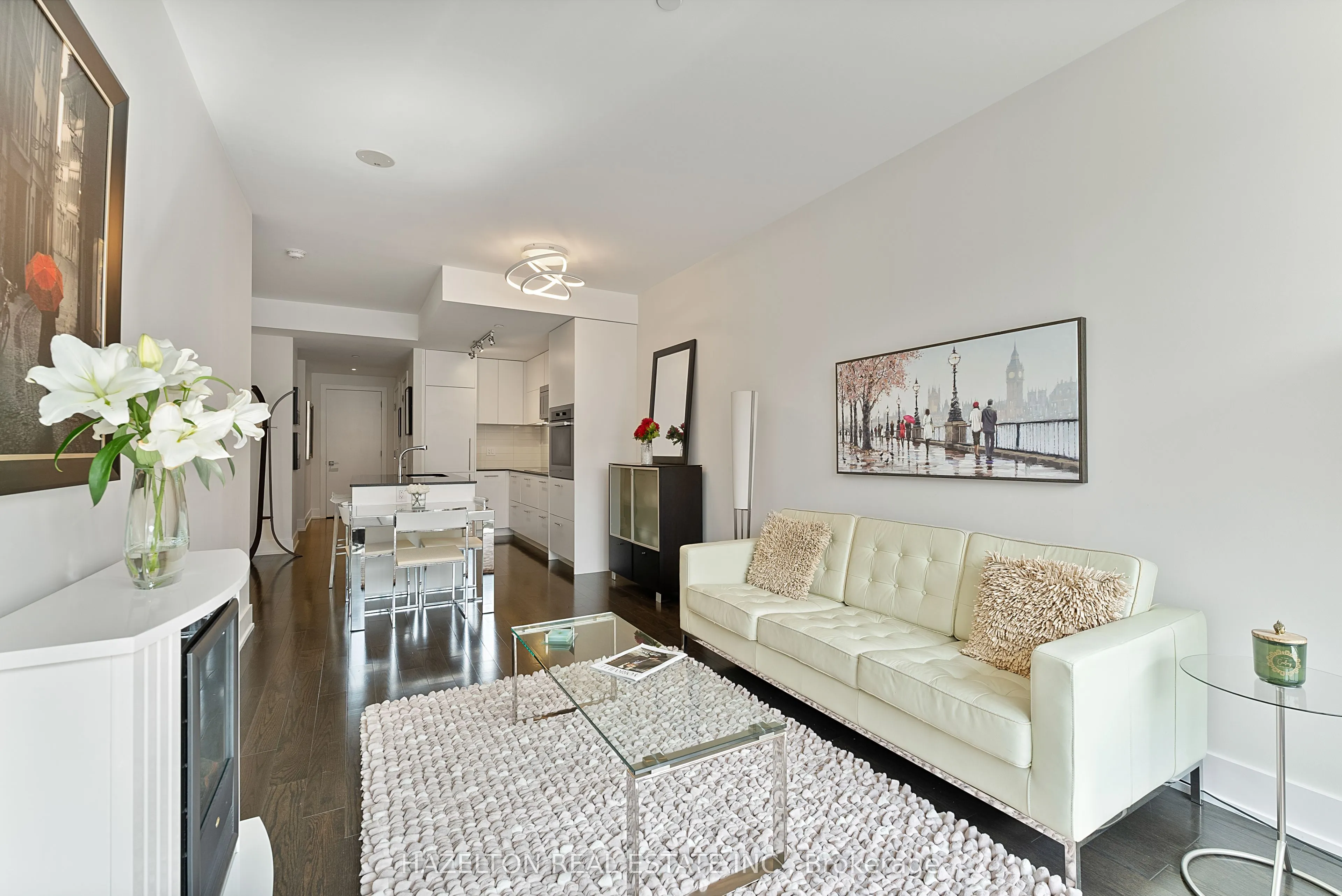 170 Avenue Road #211