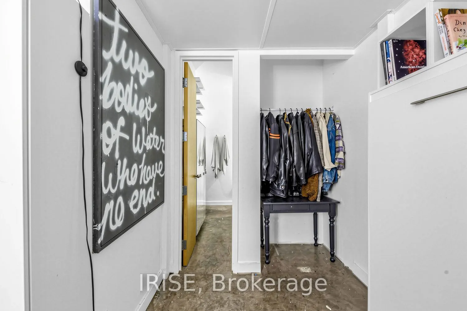 135 Dalhousie Street W #201