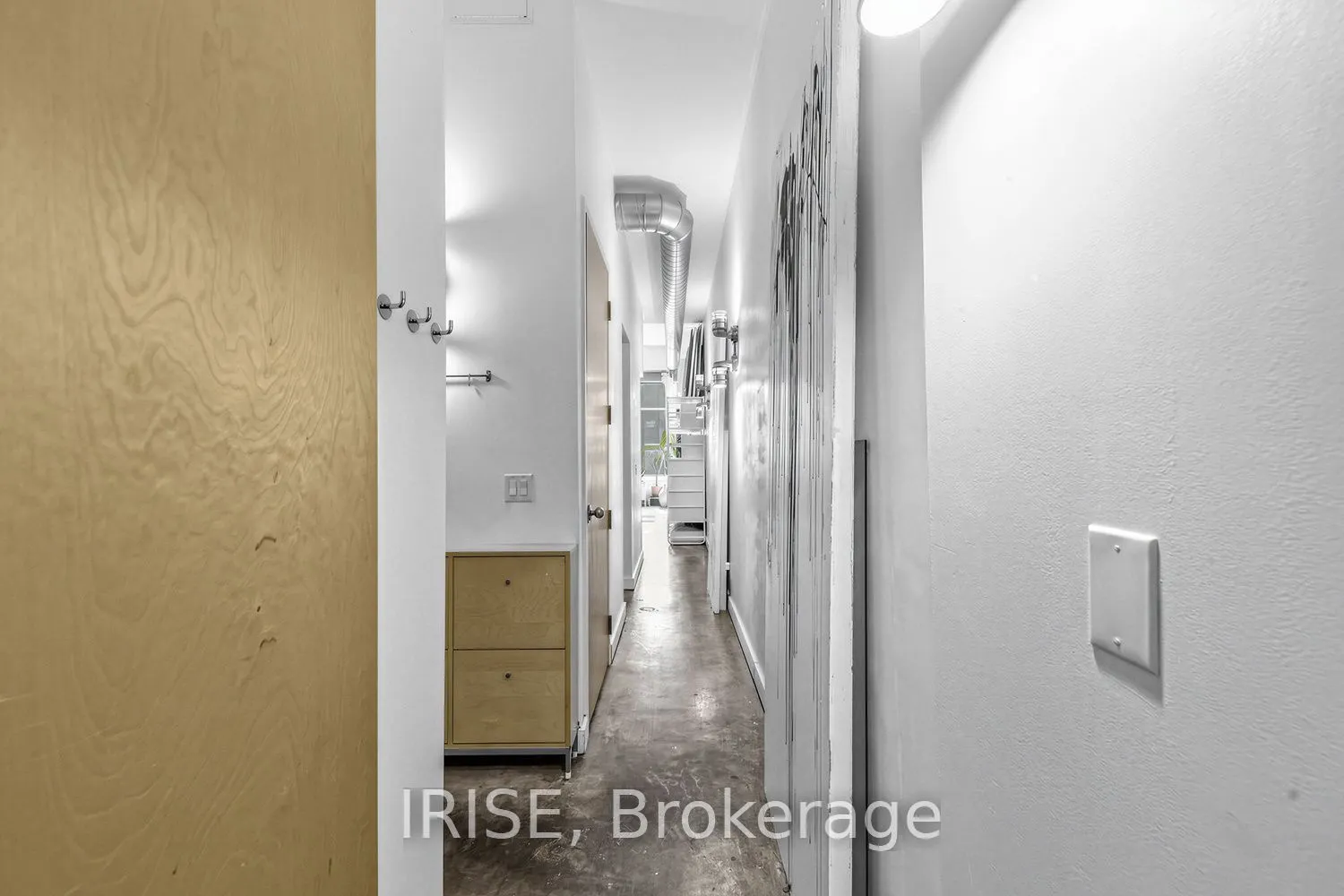 135 Dalhousie Street W #201