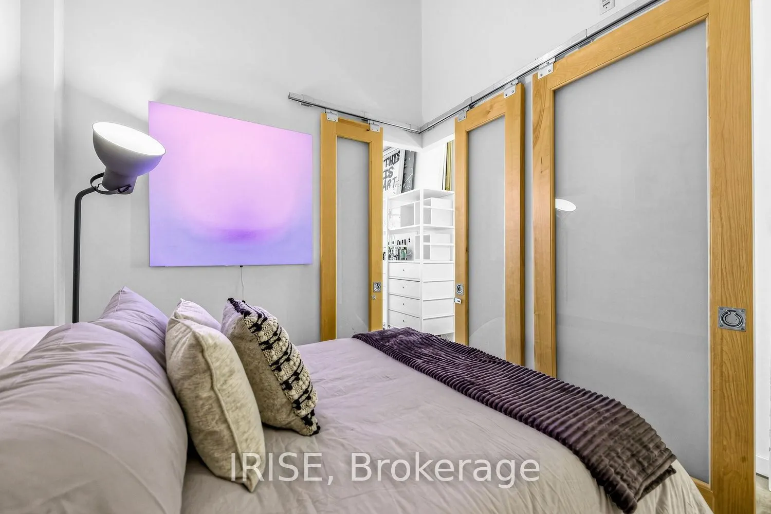 135 Dalhousie Street W #201