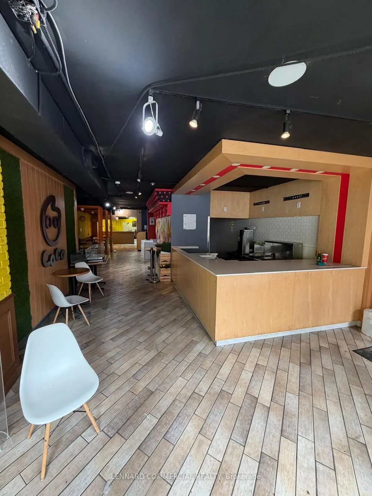 2352 Yonge Street #Main Floor
