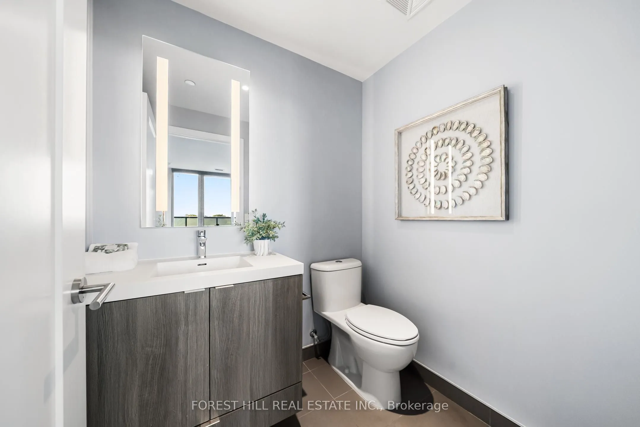 575 Bloor Street E #503